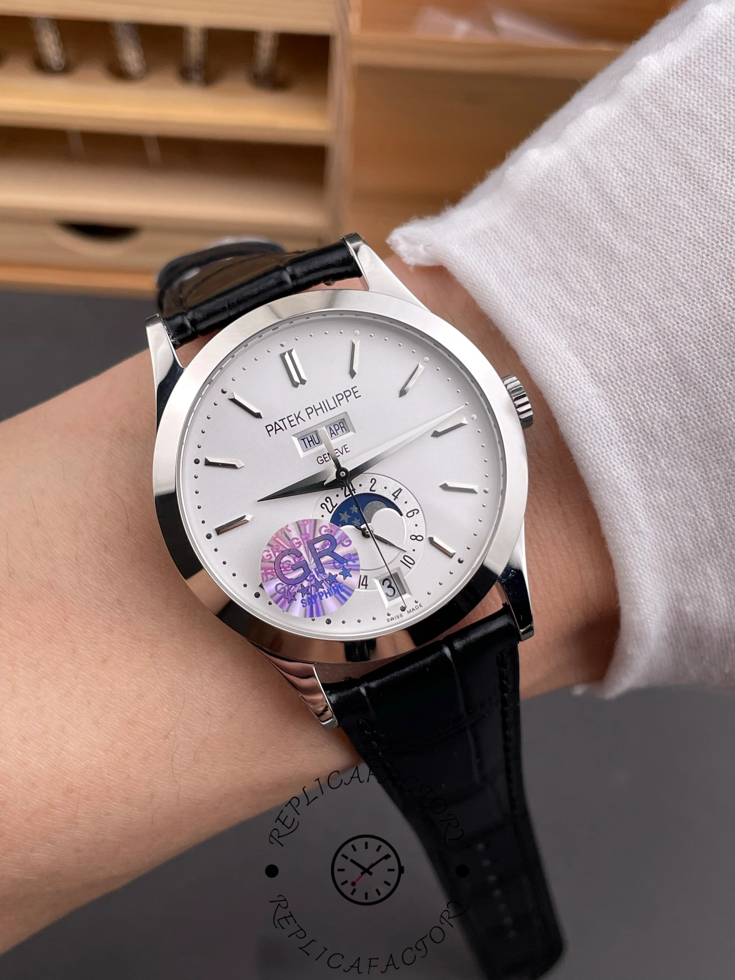 Patek Philippe Complications Annual Calendar 5396G 011