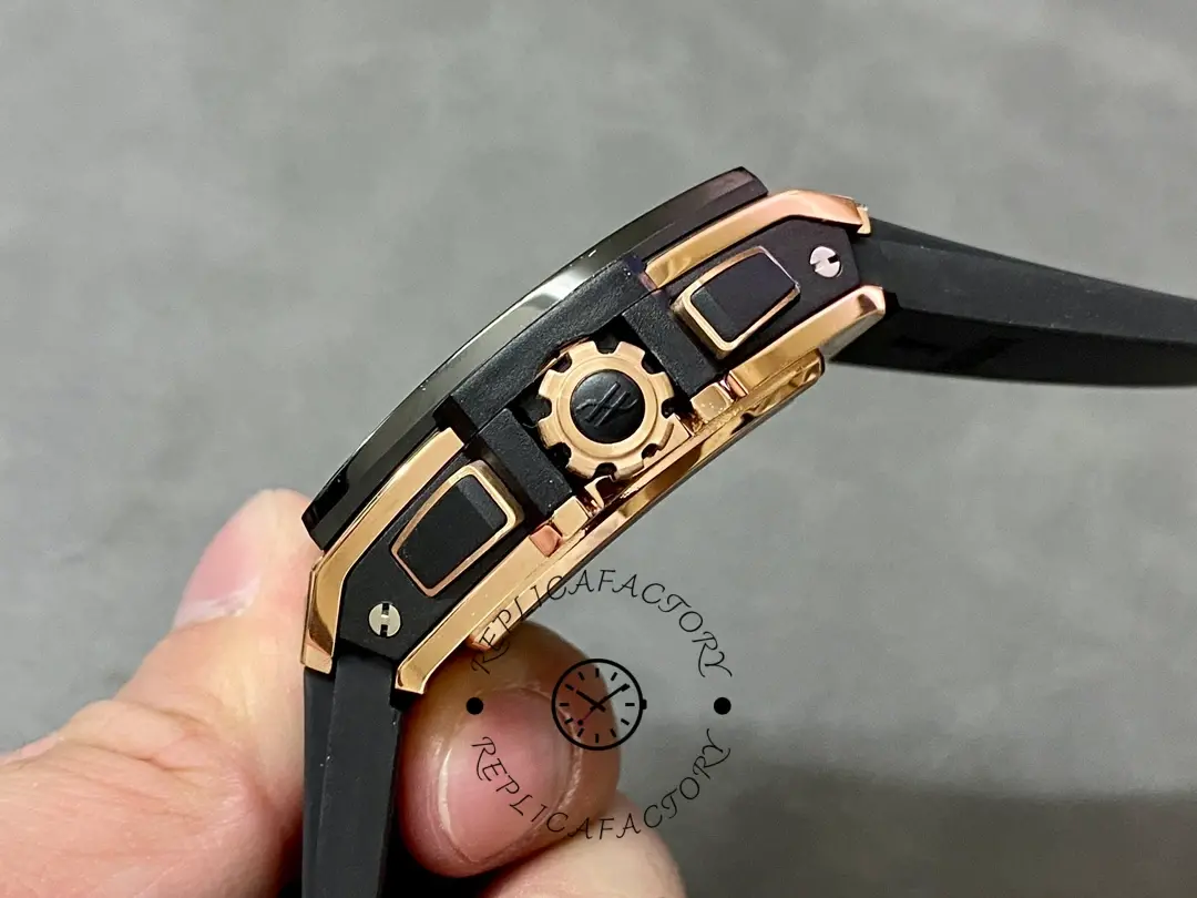 Crown-side view of Hublot 642.OM.0180.RX showing textured crown cap and chronograph pushers.