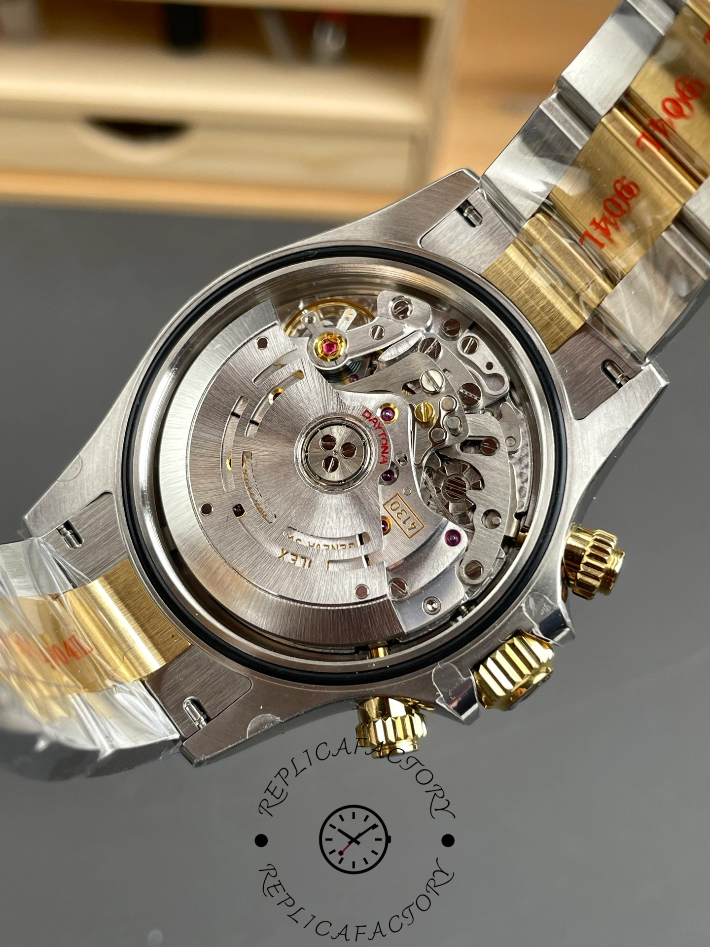 Rolex Cosmograph Daytona 116503 Champagne Index Dial 40MM Mens Replica Watch