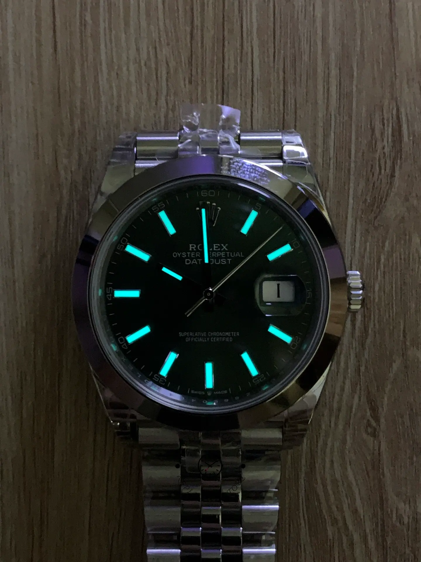 Rolex DateJust 41mm m126300 0020 Oystersteel Jubilee Mint Green Dial