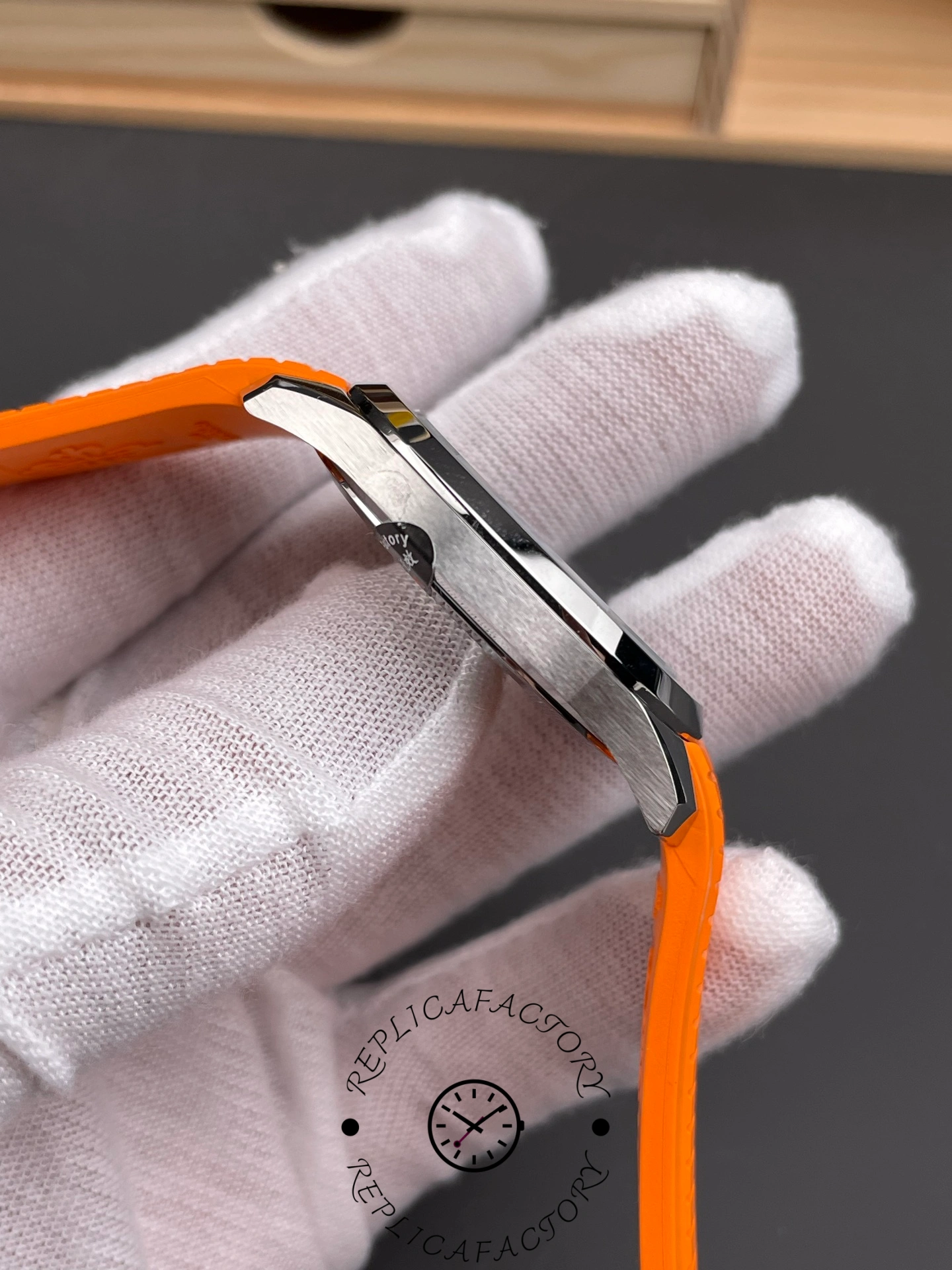 Patek Philippe Aquanaut 5167A 001 Replica 40mm Orange Rubber Strap