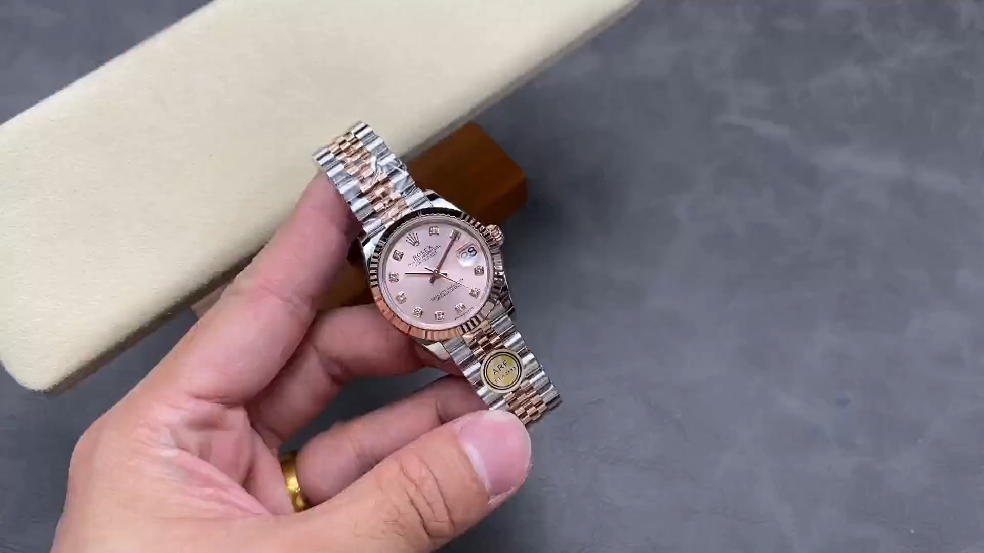 Rolex Datejust 31 Rose Diamond Dial M278271 0024 Women's Watch