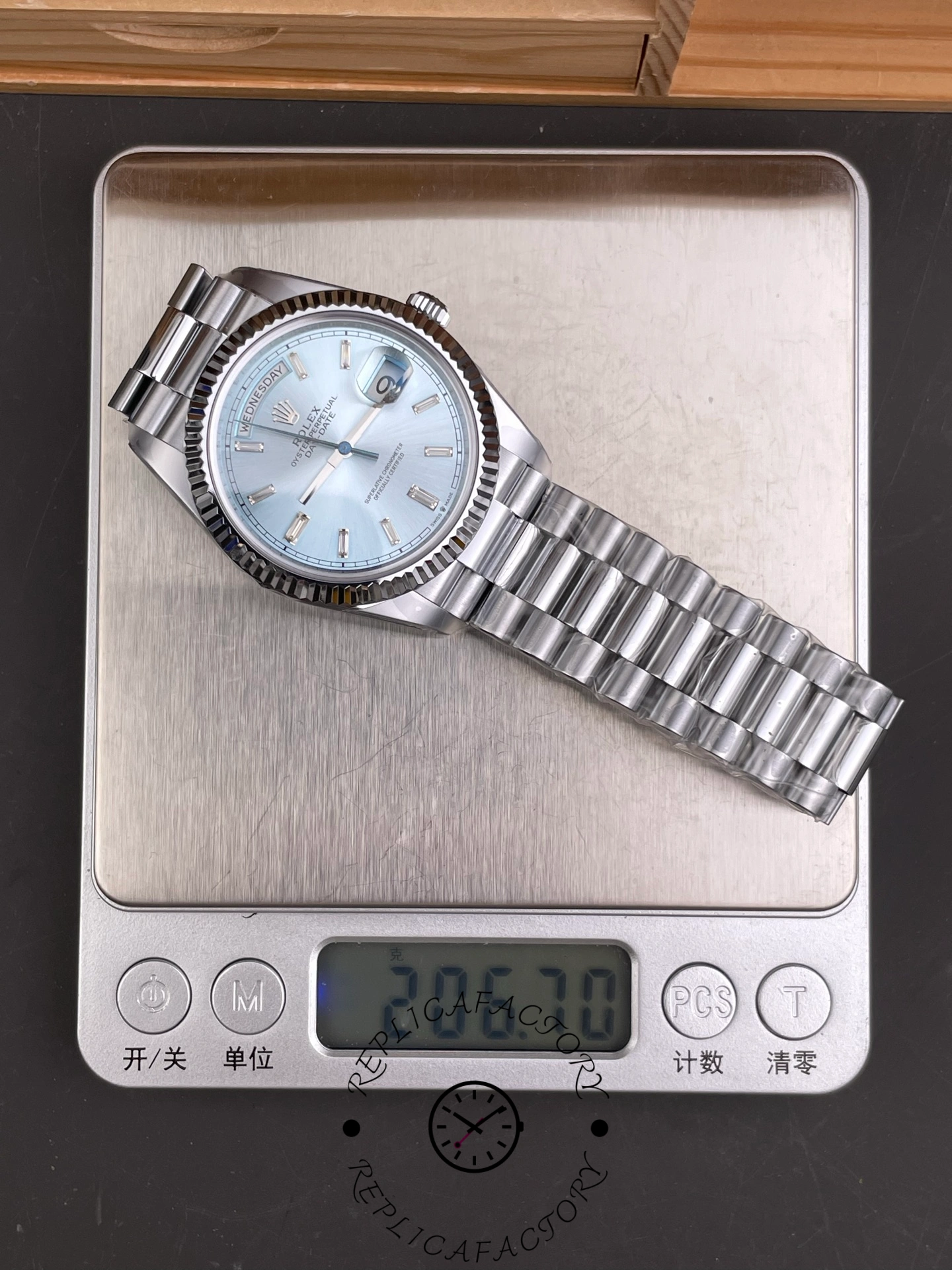 Rolex Day Date 40mm Platinum 228236 0006 Ice Blue Baguette