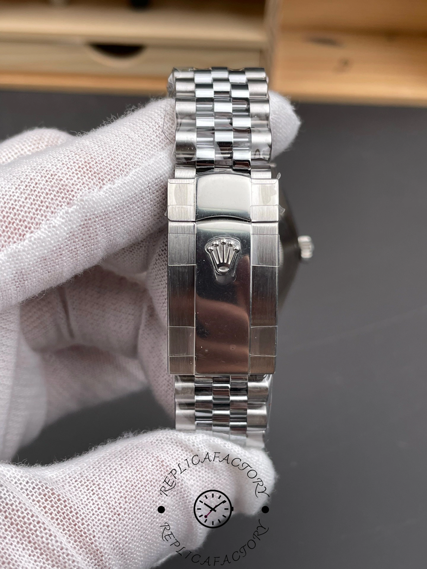 Rolex Datejust 41 Rhodium Diamond Dial Fluted Bezel m126334 0006 Men's Watch