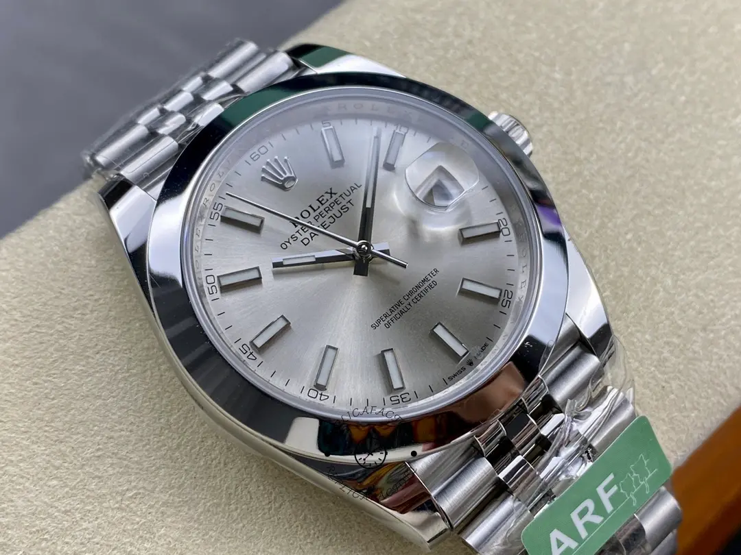 Rolex Datejust 41mm m126300 0004 Silver Stick DIal  Oystersteel Case Domed Bezel