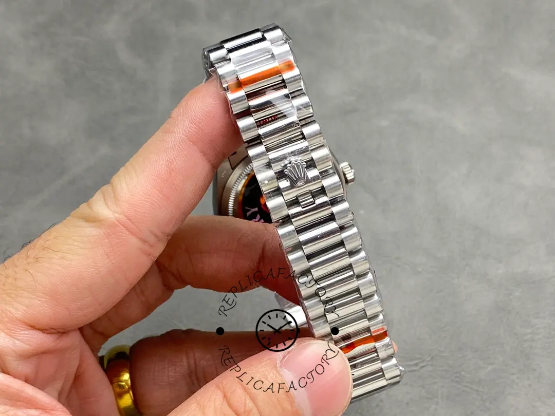 Rolex Day Date 36 Fluted Bezel Platinum Bracelet 128236 0009