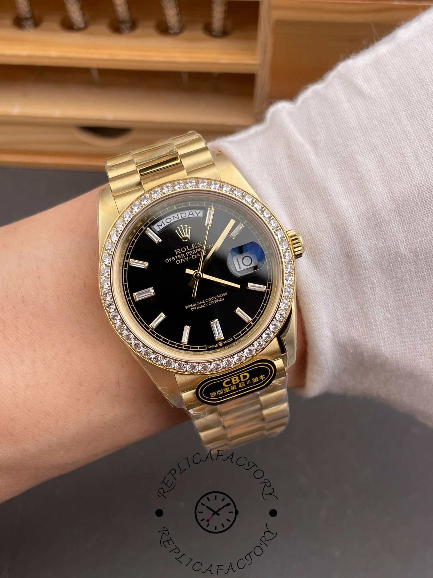 Rolex Day-Date 228348RBR 0039 Black Diamond Dial Diamond Bezel 40mm Mens Replica Watch