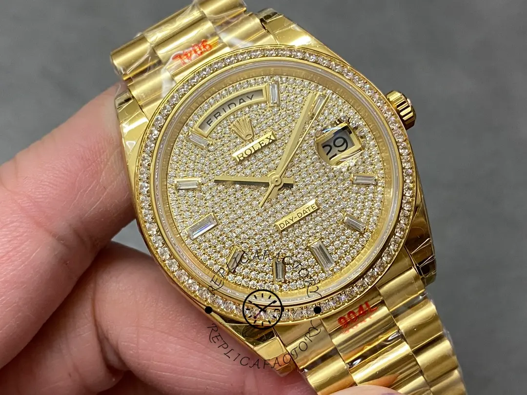 Rolex Day-Date 40 18K Yellow Gold Diamond Paved Dial Diamond m228348rbr 0037