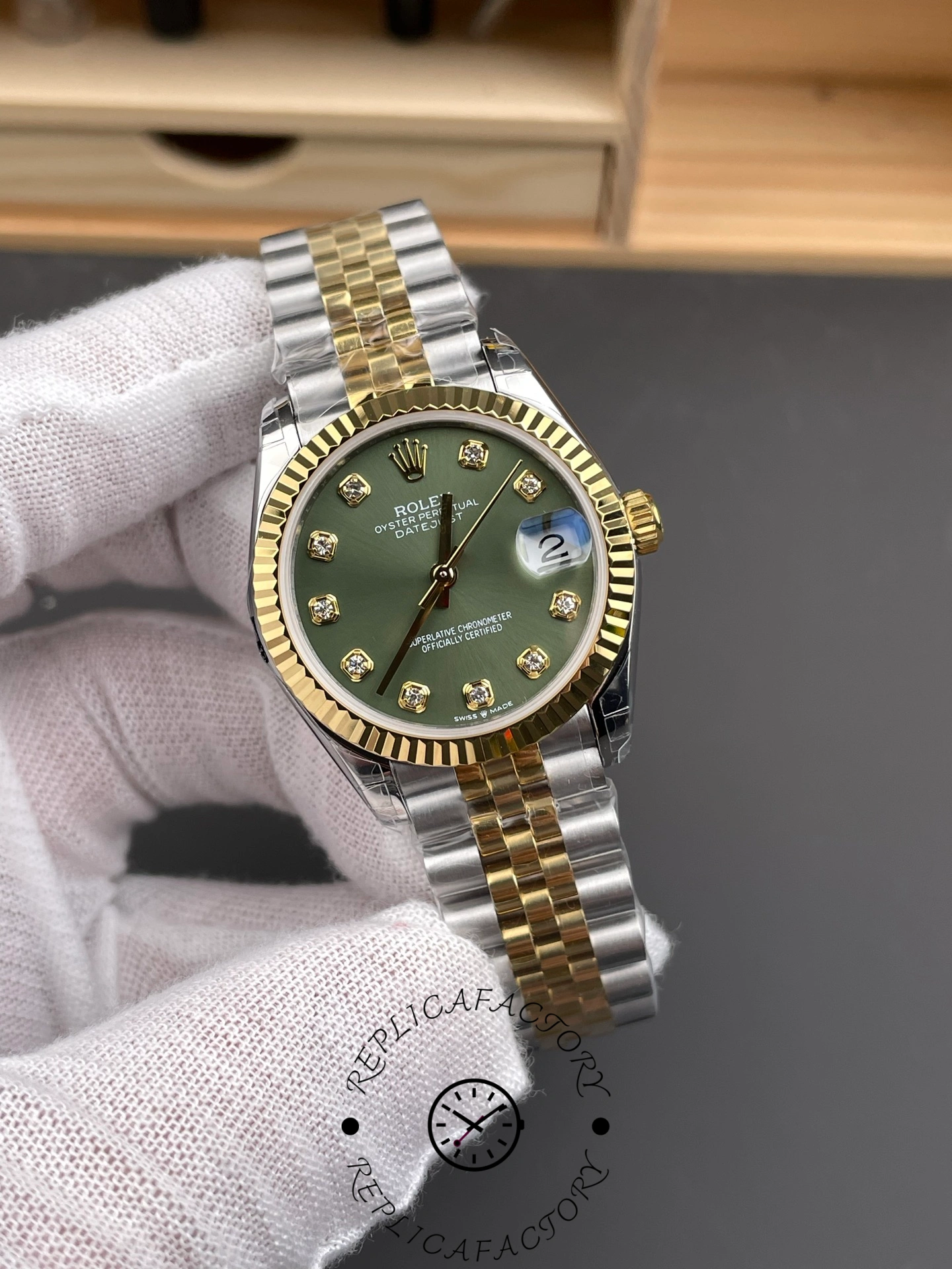 Rolex Datejust 31mm Stainless Steel and Yellow Gold 278273 0030 Green Jubilee
