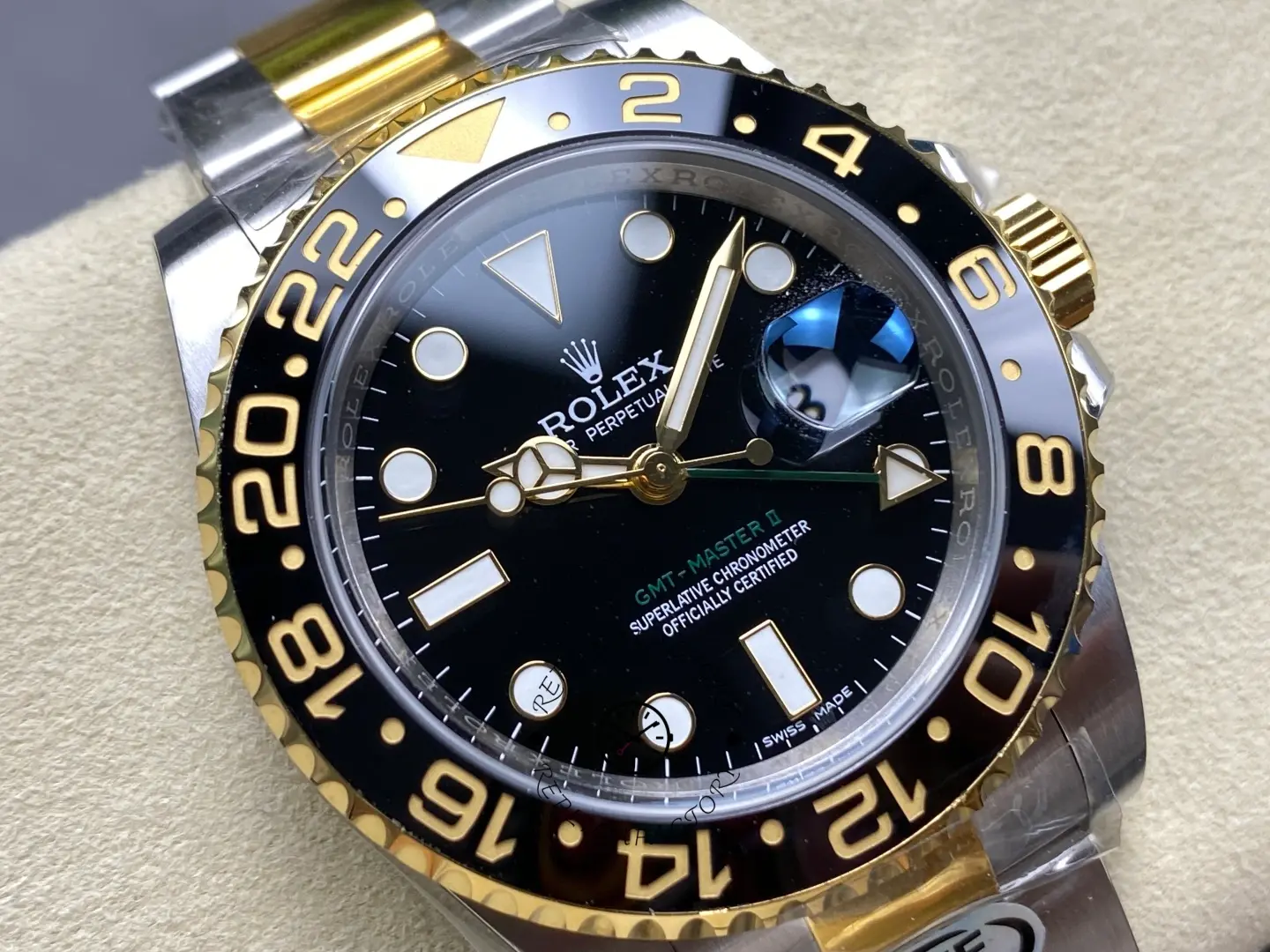 Rolex GMT-Master II 116713LN stainless steel case Black Dial 40mm Mens Replica Watch