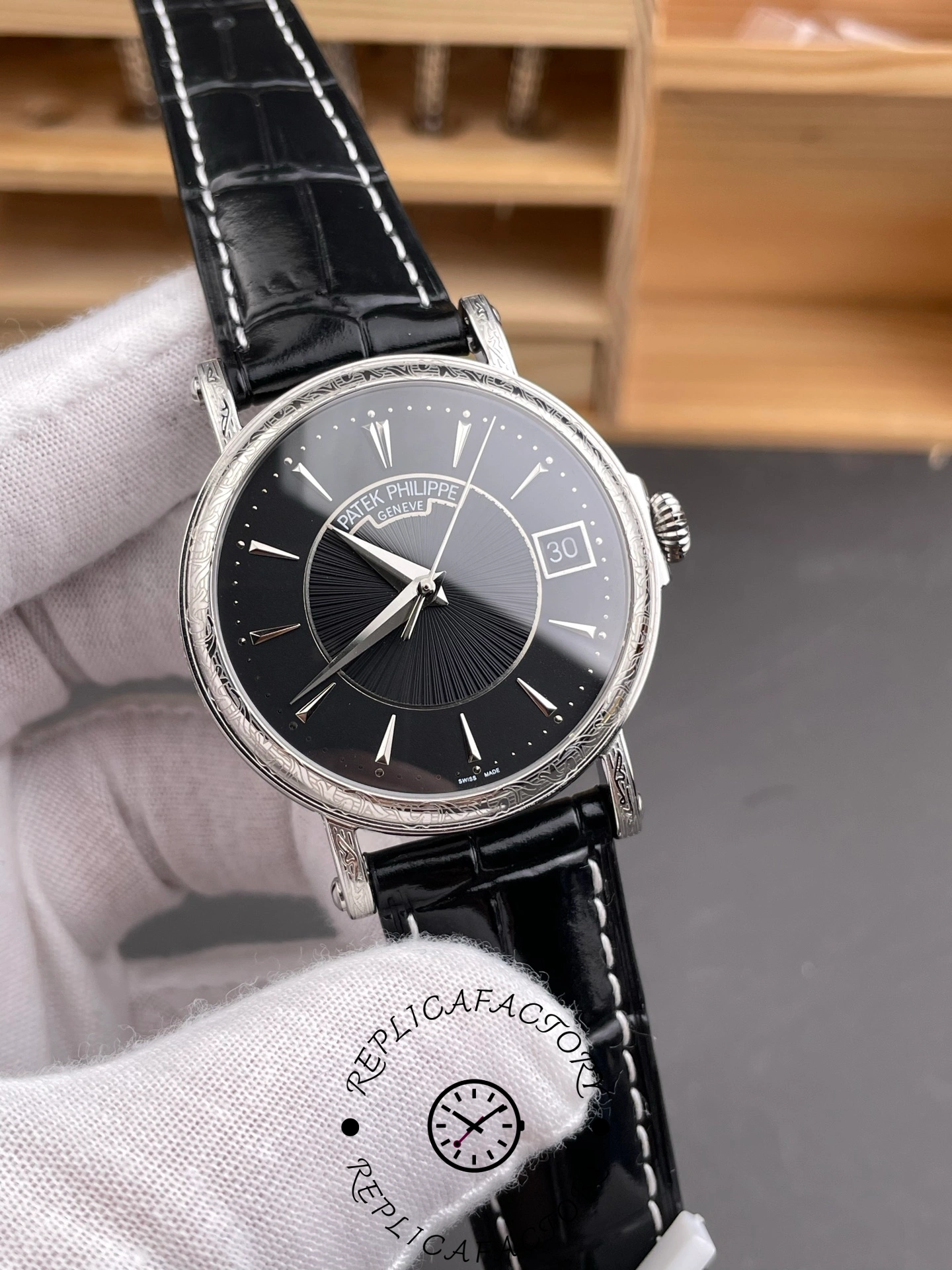 Patek Philippe Calatrava 5153G-001 Date Black Dial 38mm