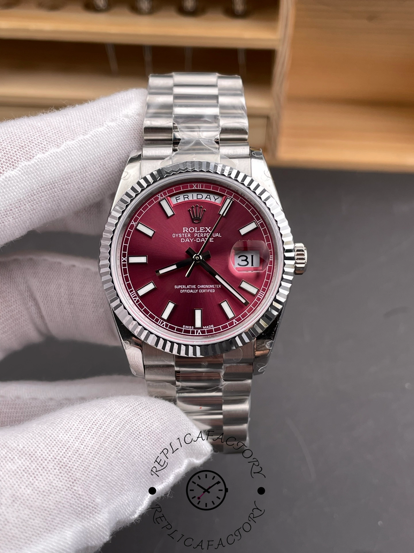 Rolex Day-Date 118239 Cherry Red Dial Fluted Bezel 36mm Lady Replica Watch