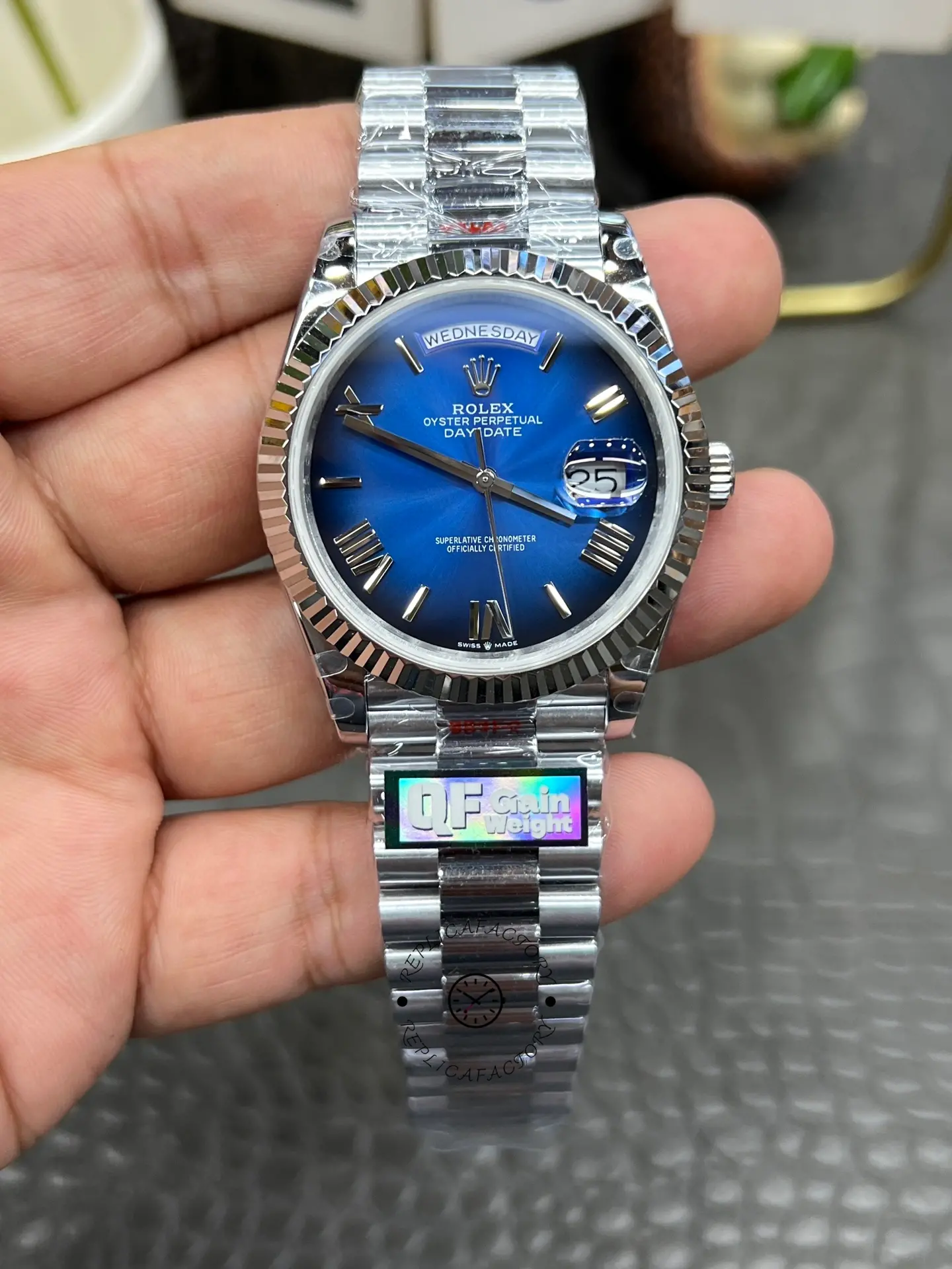 Rolex Day-Date 40MM White Gold 228239-0076 Blue Ombré Dial 1:1 Clone