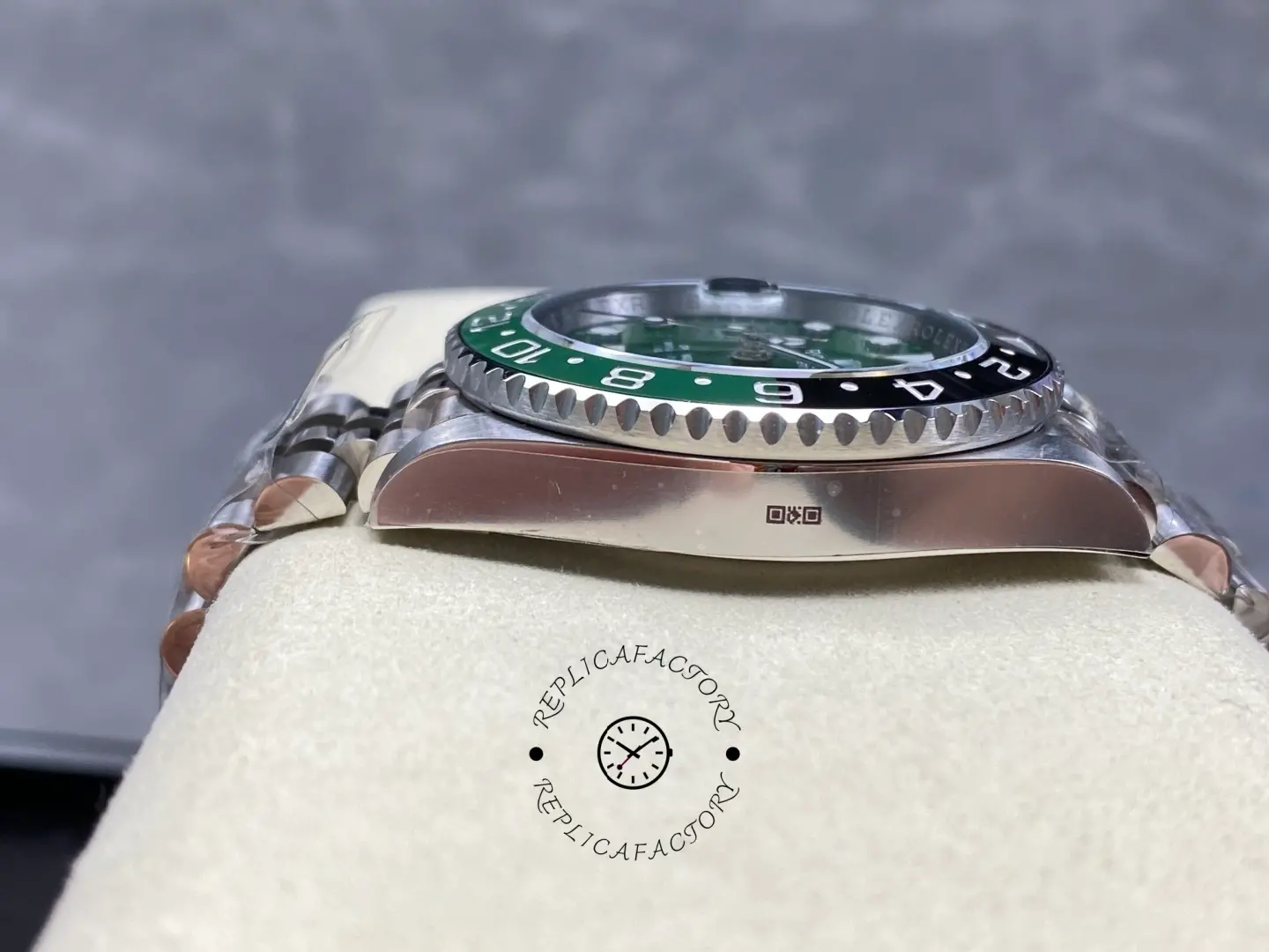 Rolex GMT Master II Green Dial M126729VTNR 0002 1:1 Clone Jubilee Bracelet Watch