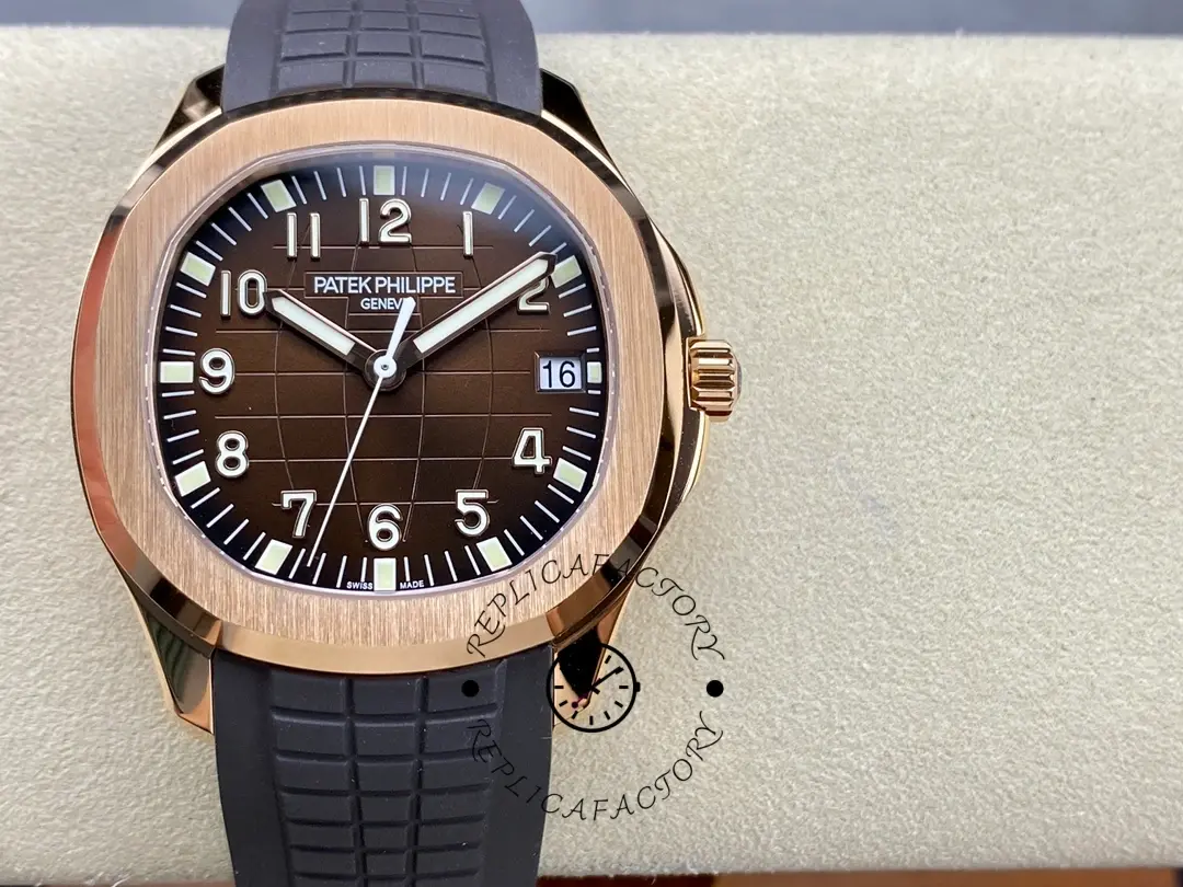Replica Patek Philippe Aquanaut 5167R 001 40mm Mens Watch