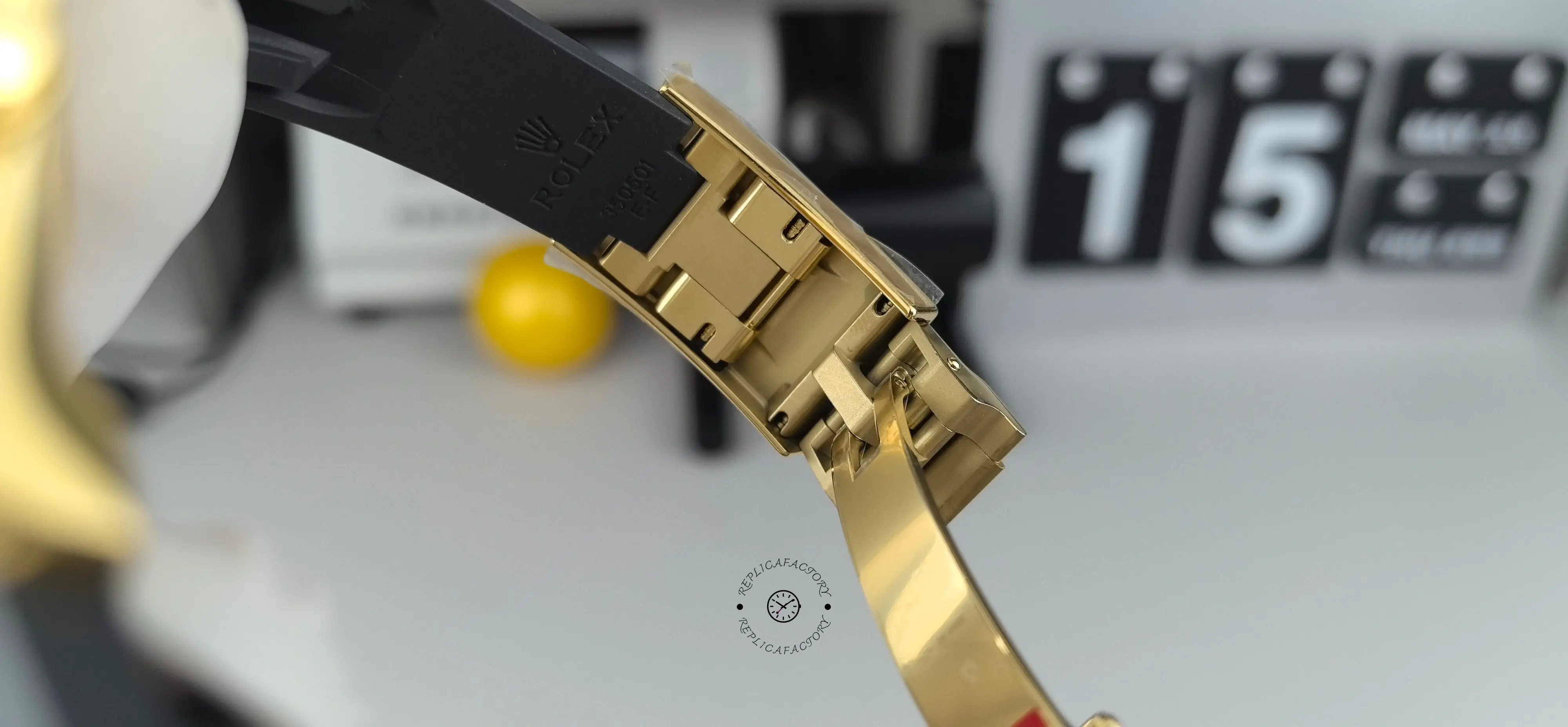 Close view of Rolex Daytona 116518LN Oysterflex clasp hinge and inner folding parts.