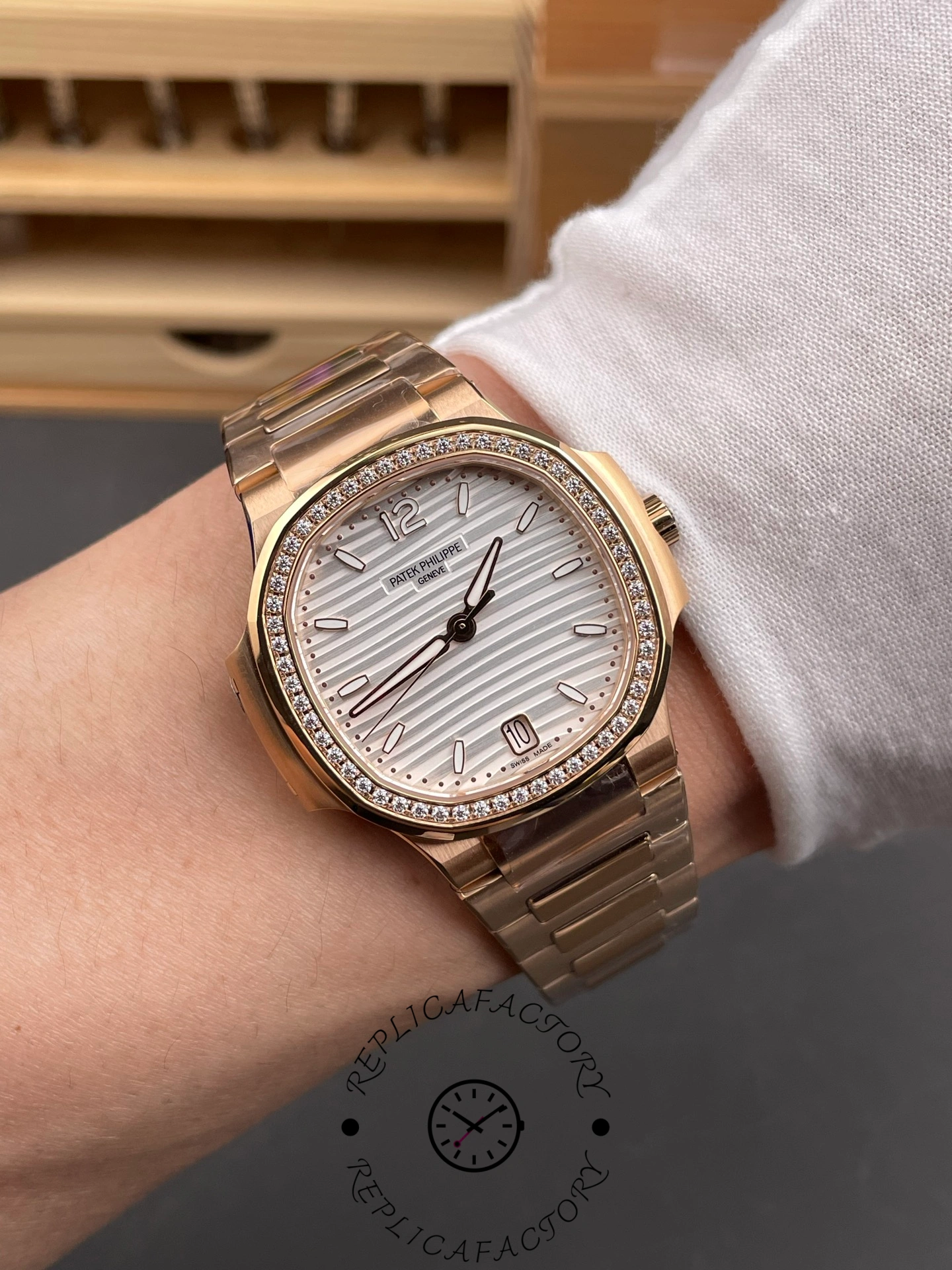Patek Philippe Nautilus Ladies Rose Gold & Yellow Gold Silver Dial 7118 1R 001 35.2mm