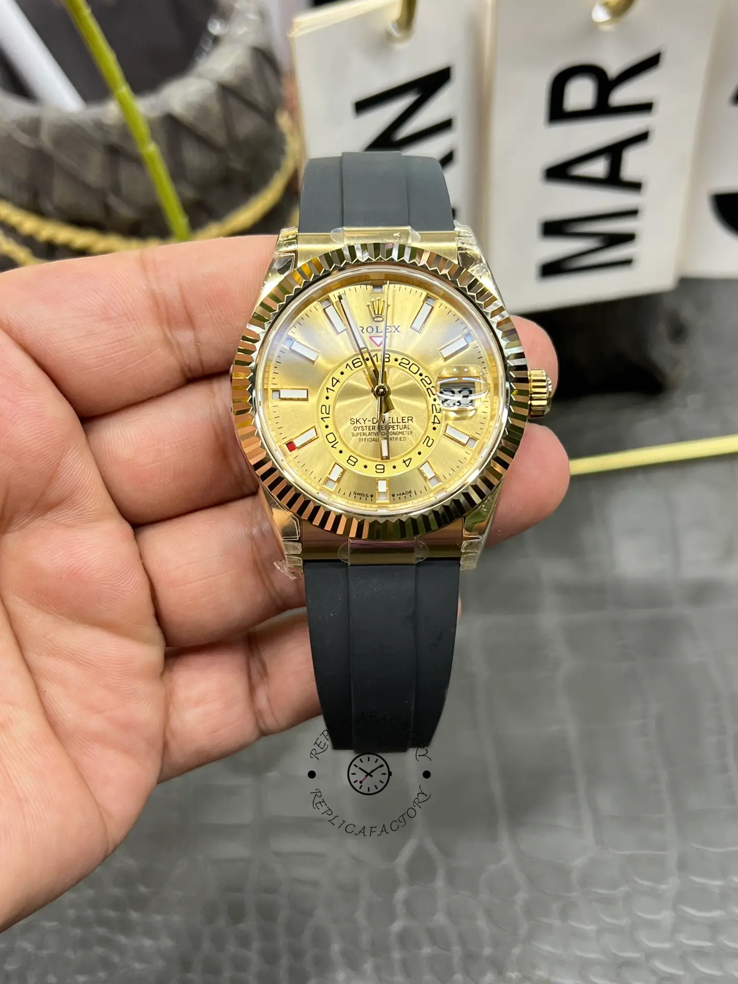 Rolex Sky Dweller m336238 0001 42MM