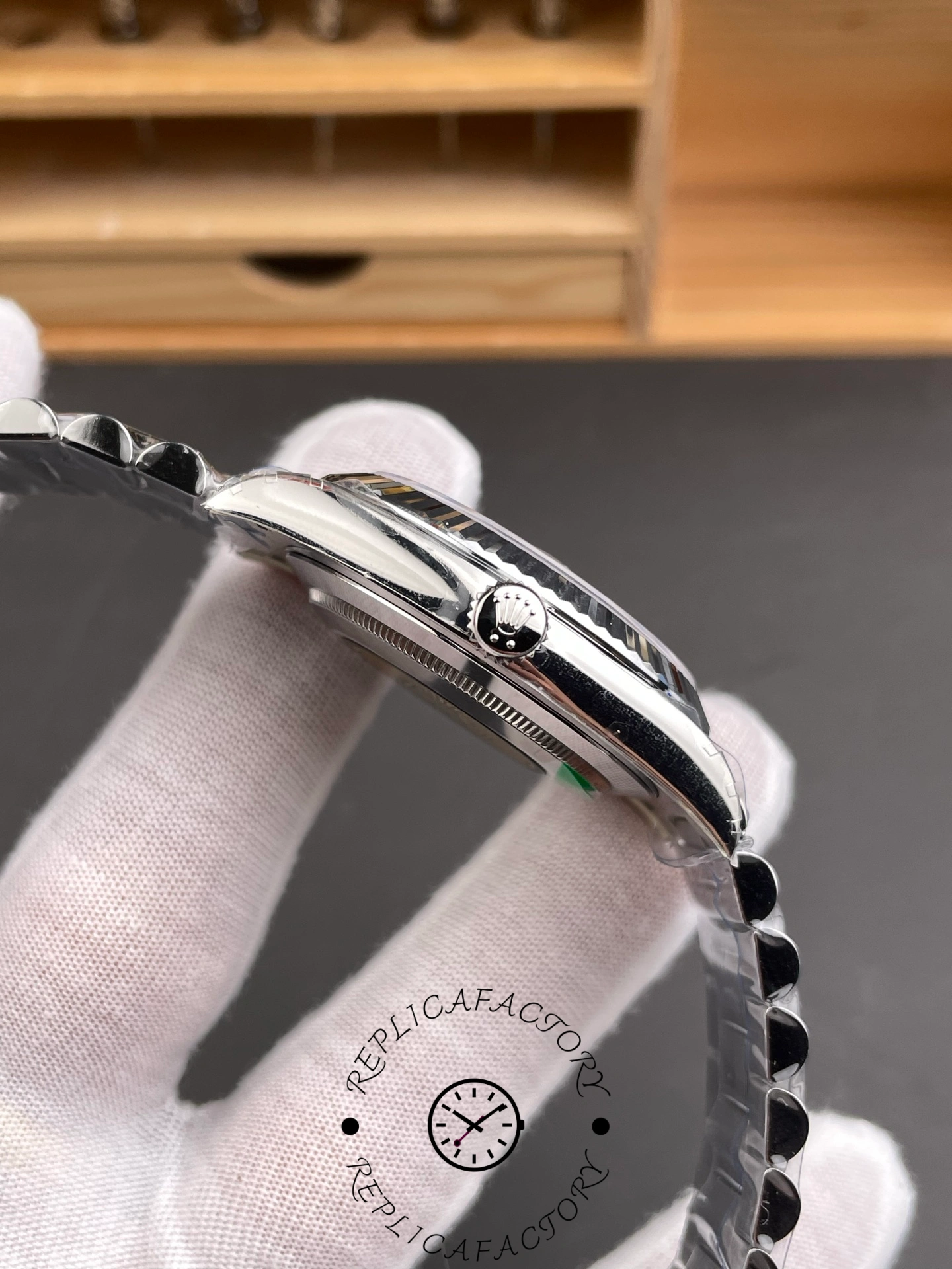 Rolex Day-Date 40 Pearl Diamond Dial M228239-0078
