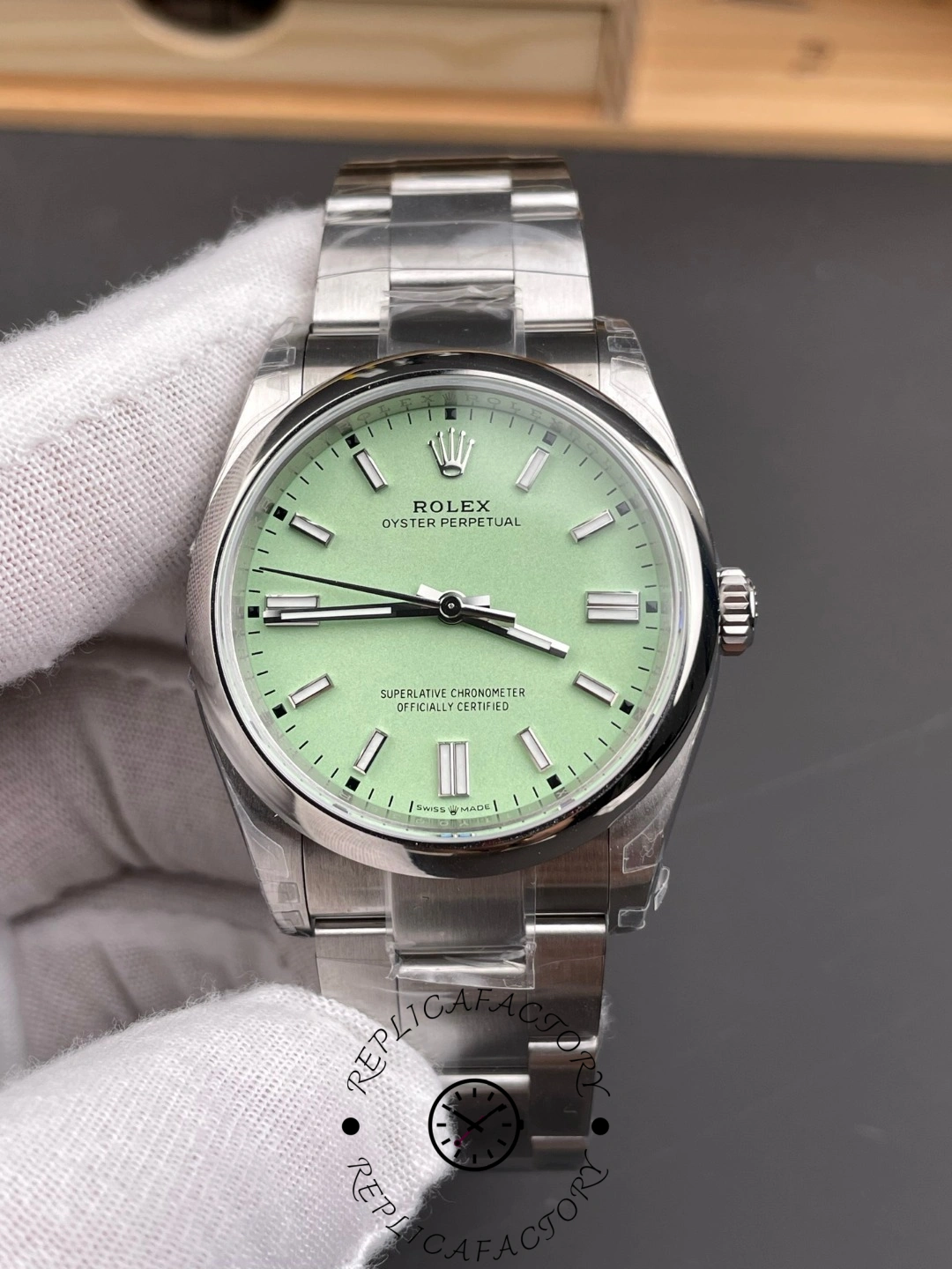 Rolex Oyster Perpetual Replica 31mm 277200-0012 Pistachio-Green Dial