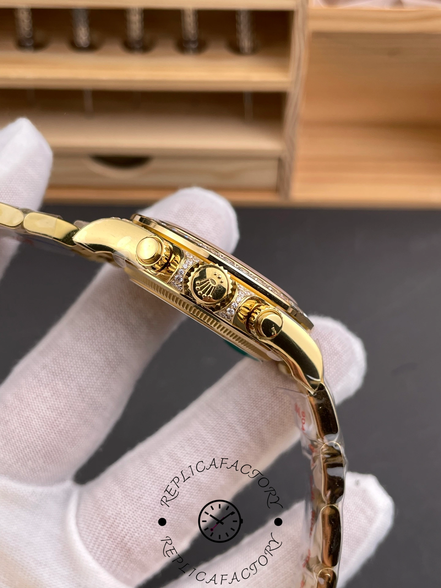 Rolex Daytona Cosmograph Yellow Gold 40mm M126598TBR 0001