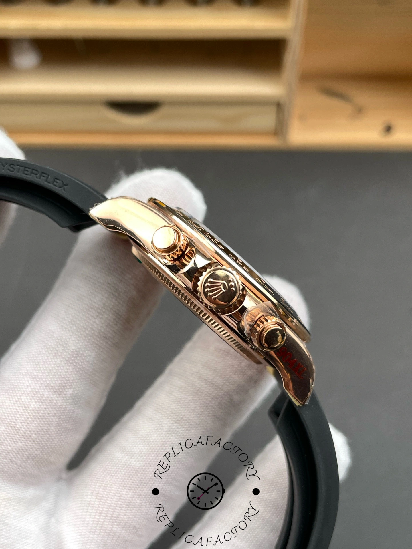 Rolex Daytona 126515LN 0006 Sundust 40mm Everose Gold Oysterflex