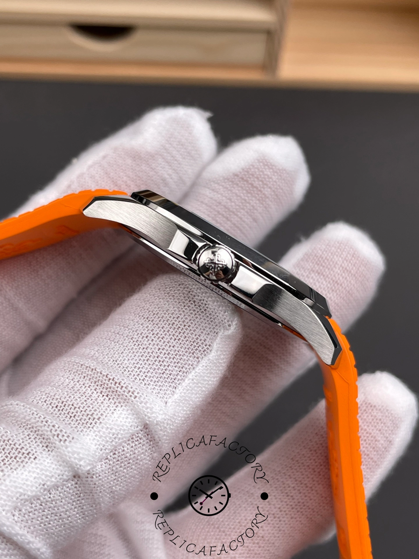 Patek Philippe Aquanaut 5167A 001 Replica 40mm Orange Rubber Strap