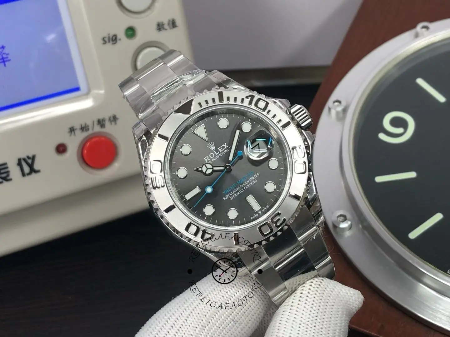 Rolex Yacht-Master 126622-0001 Platinum Bezel Dark Rhodium Grey Dial 40MM Mens Replica Watch