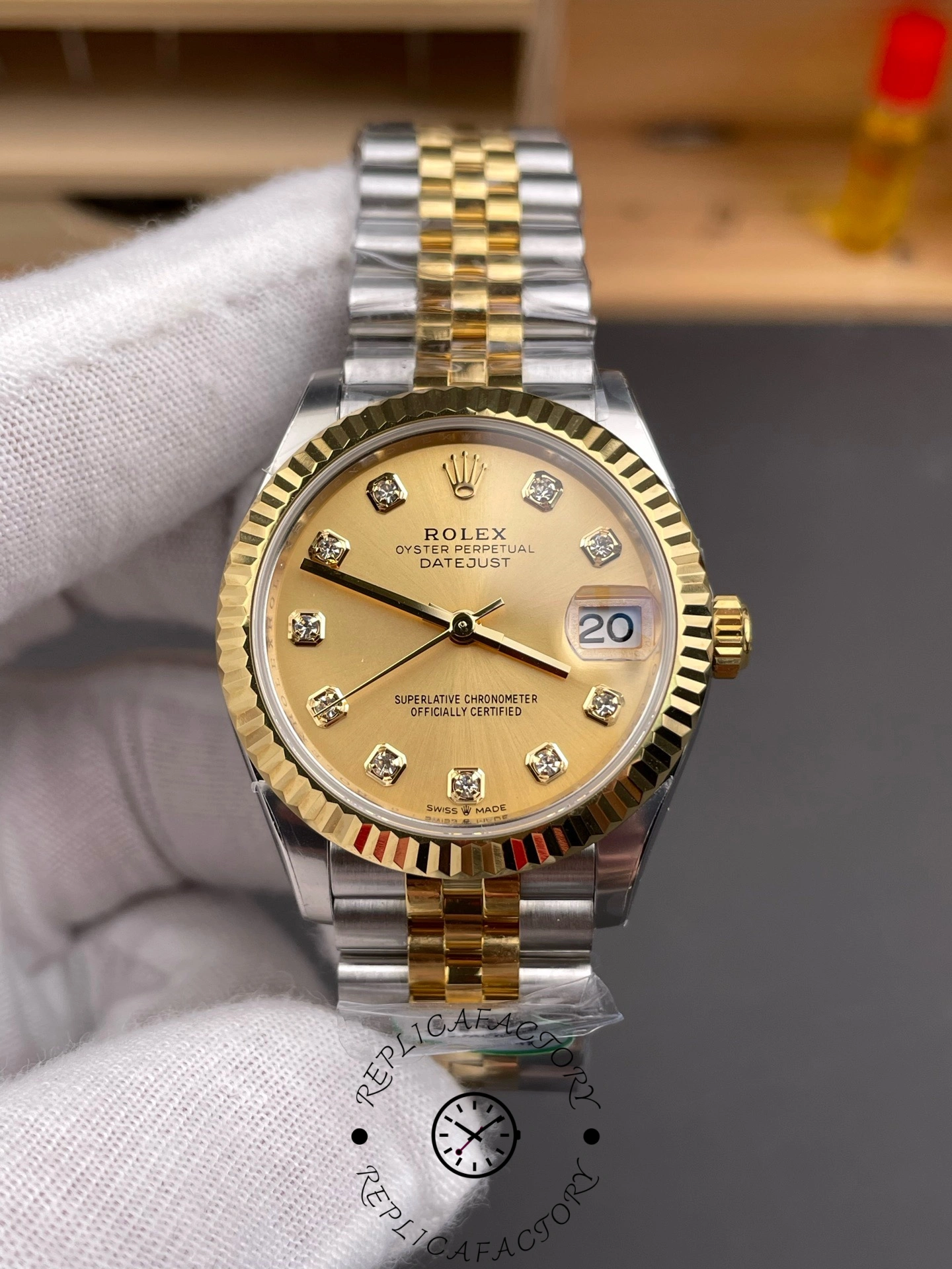Rolex Datejust 31mm Stainless Steel and Yellow Gold 278273 0026 Champagne Diamond Jubilee