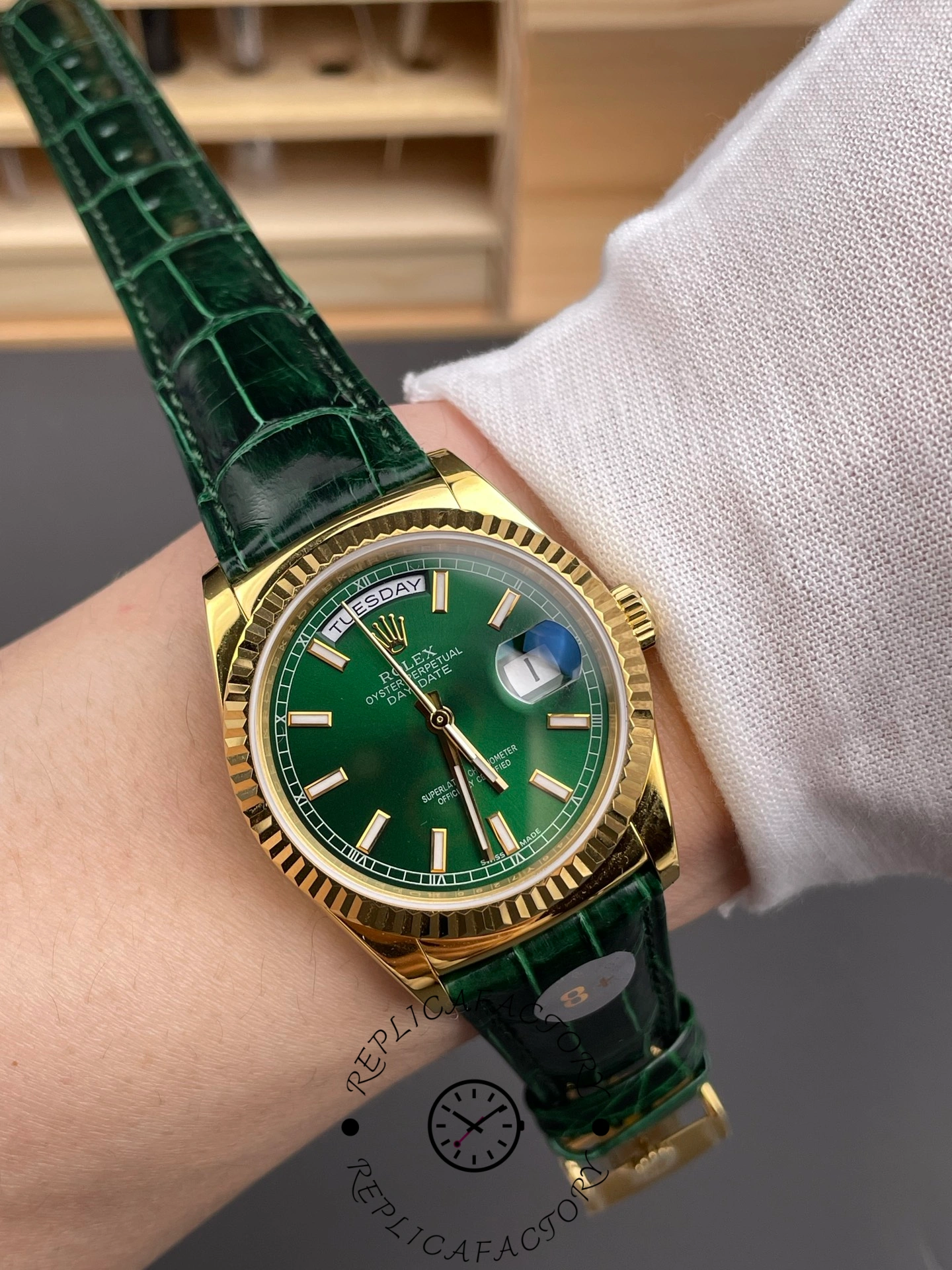Rolex Day Date 36 Green Dial Solid 18k Yellow Gold 118138 0003