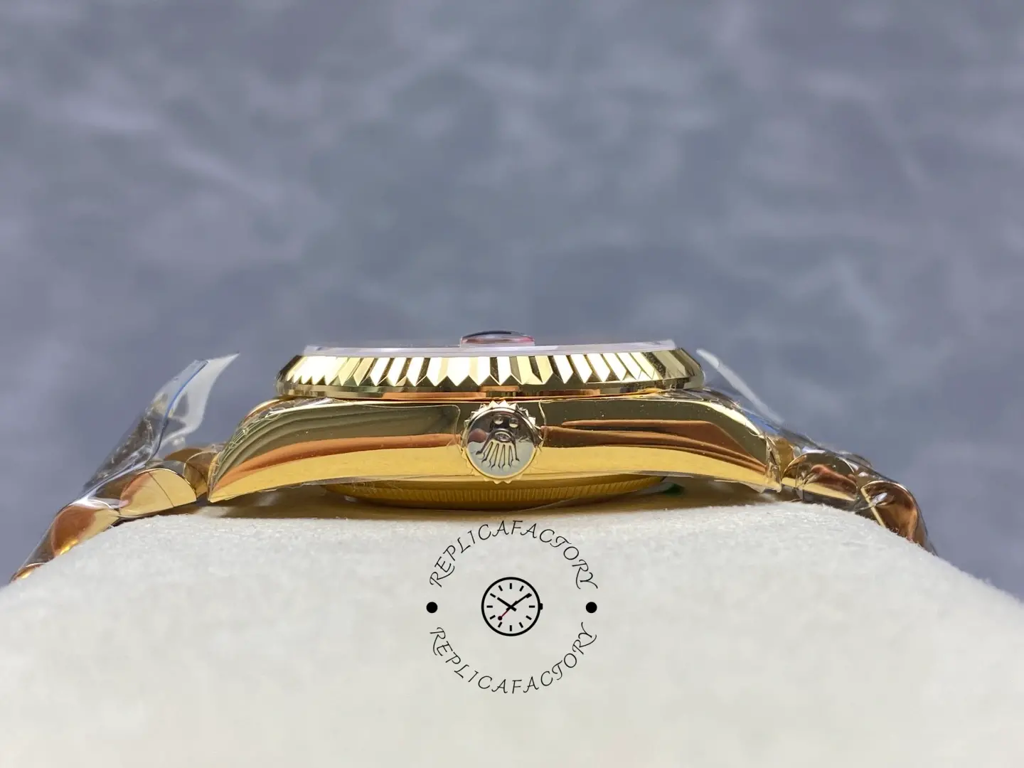 Rolex Day-Date Dark Red Dial Replica 128238 Women's Gold Watch