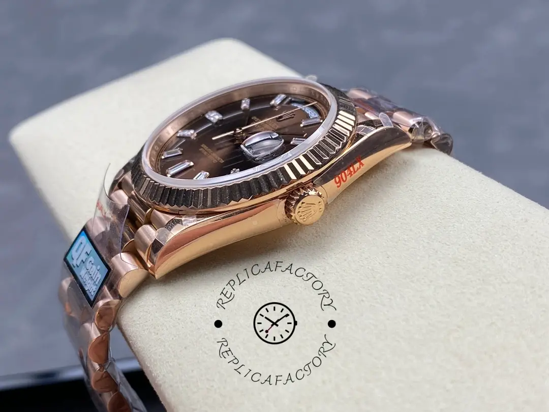 Rolex Day Date 40 18kt Everose Gold Rolex President Chocolate Dial m228235 0003