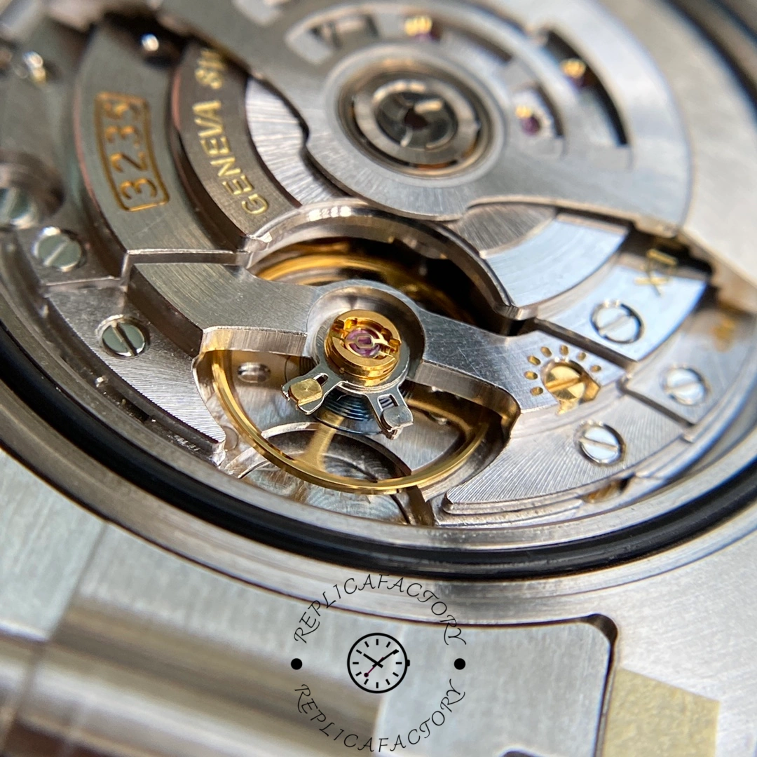 VSF Rolex Submariner VS3235 movement balance assembly close-up