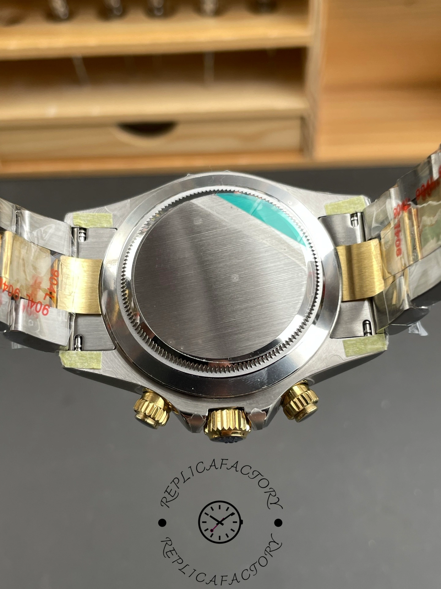 Rolex Cosmograph Daytona 116503 Yellow Gold Champagne Diamond Dial 40MM Mens Replica Watch