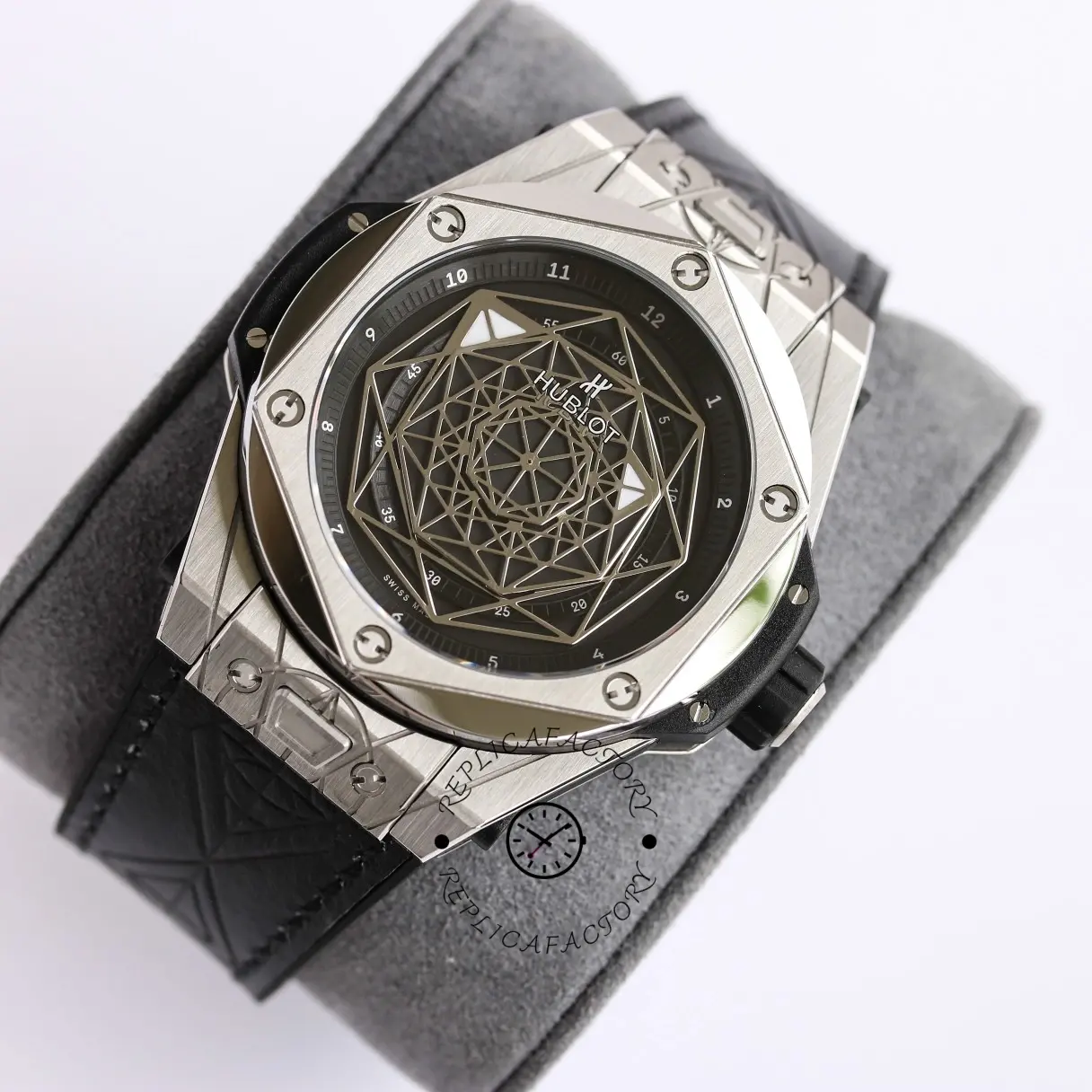 Angled front shot of Hublot Big Bang 415.NX.1112.VR.MXM16 highlighting the openworked dial depth.