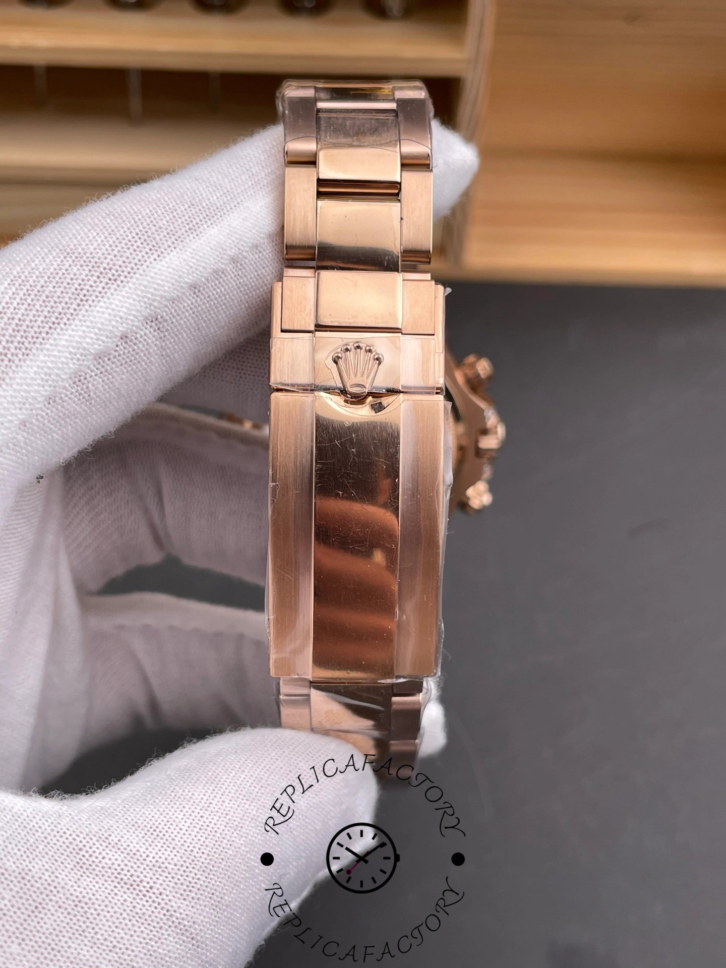 Replica Rolex Daytona 126595TBR 0001 Pink Dial & Diamond Bezel Watch