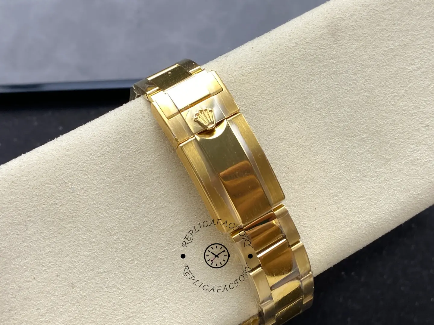 Rolex Daytona 116528 Yellow Gold Mother of Pearl Diamond Dial 40mm Mens Replica Watch