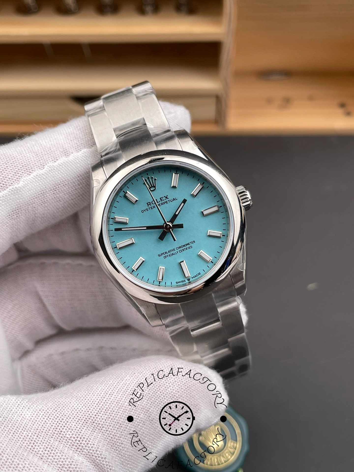 Rolex Oyster Perpetual 31 Turquoise Blue Dial 277200 0007 Women's Watch