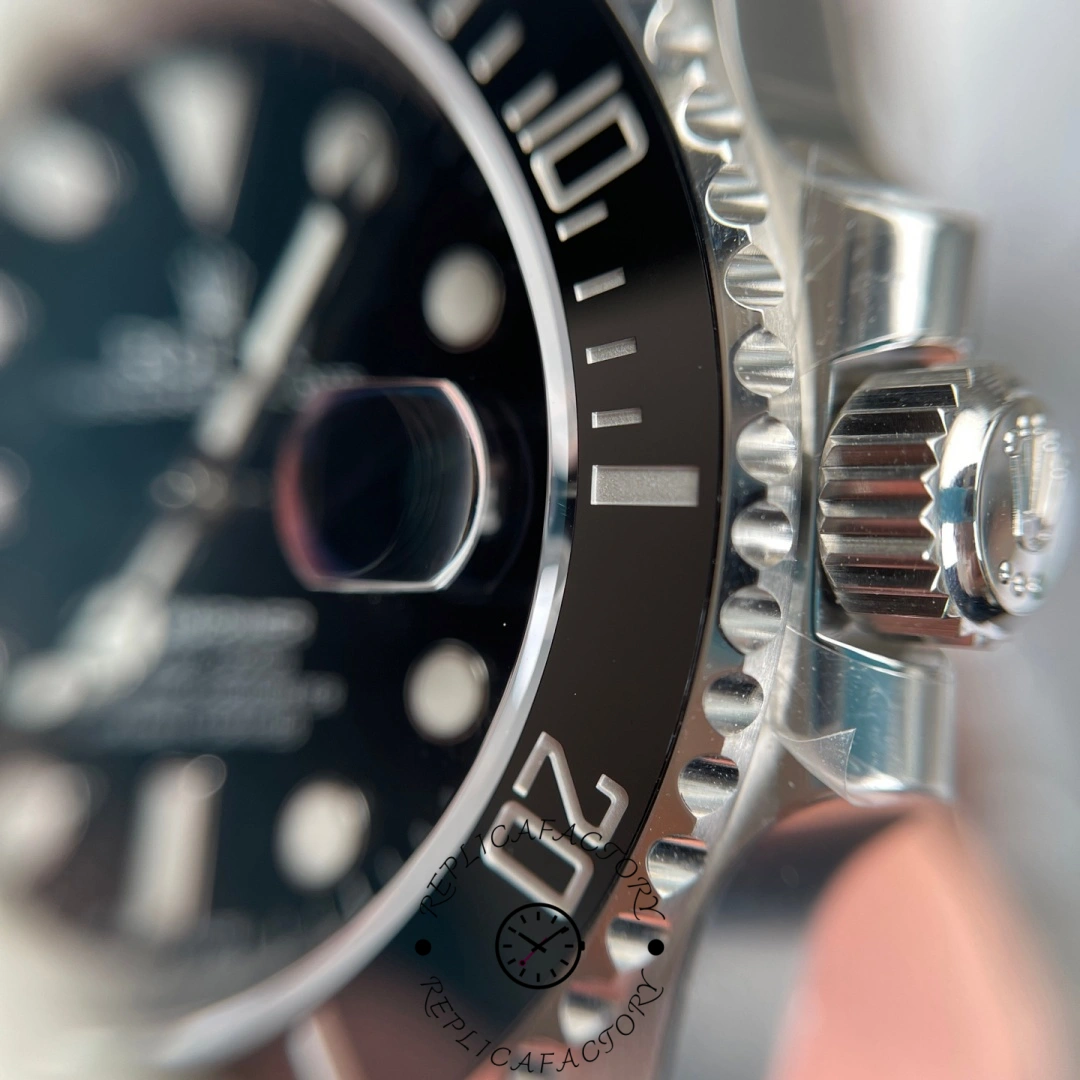 VSF replica Rolex Submariner 126610LN crown guards and case detail