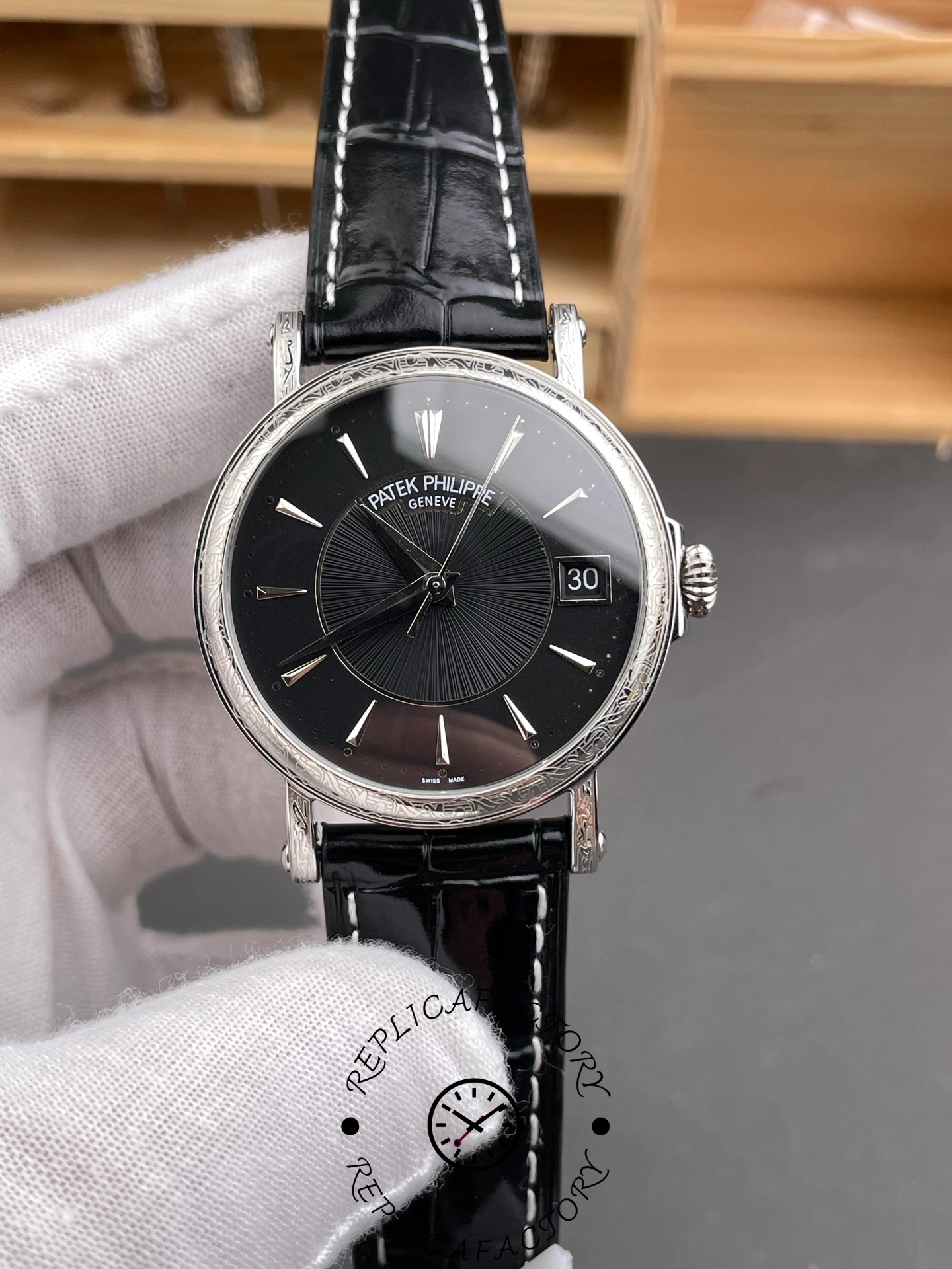 Patek Philippe Calatrava 5153G-001 Date Black Dial 38mm