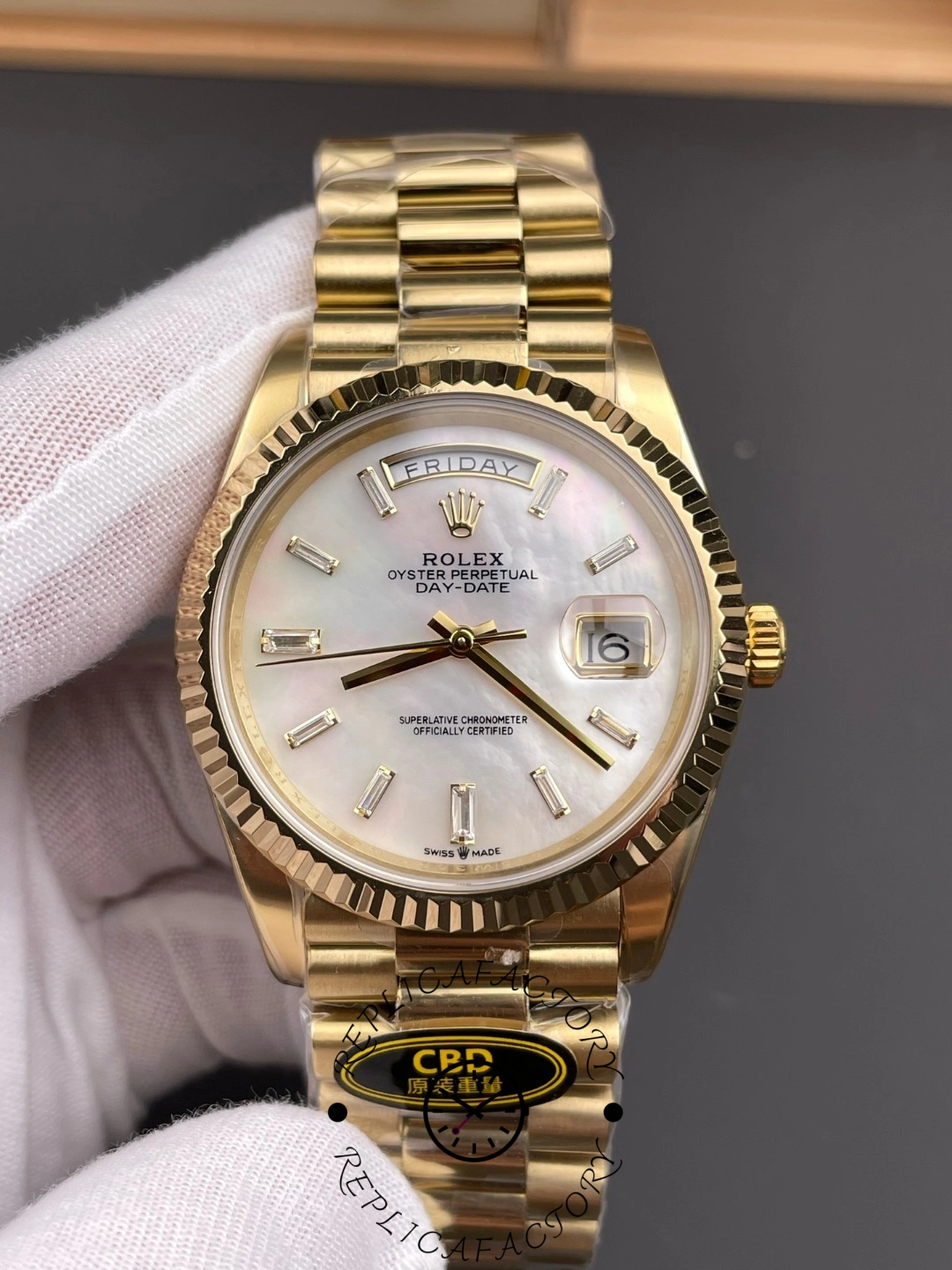 Rolex Day Date Oyster 40 mm Yellow Gold President Mother of Pearl Diamond Dial M228238 0071