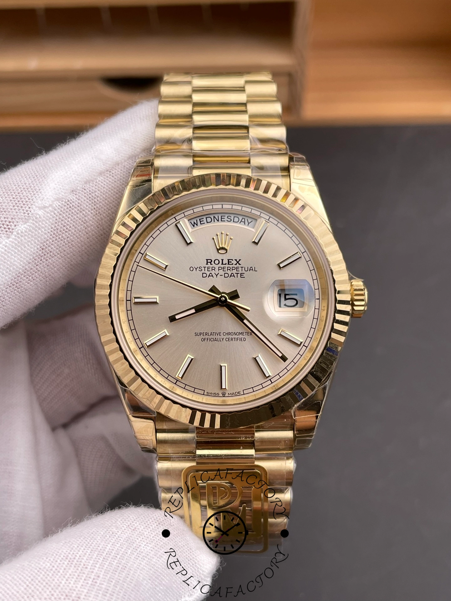 Rolex Day-Date 40 President 228238-0066 Silver Dial