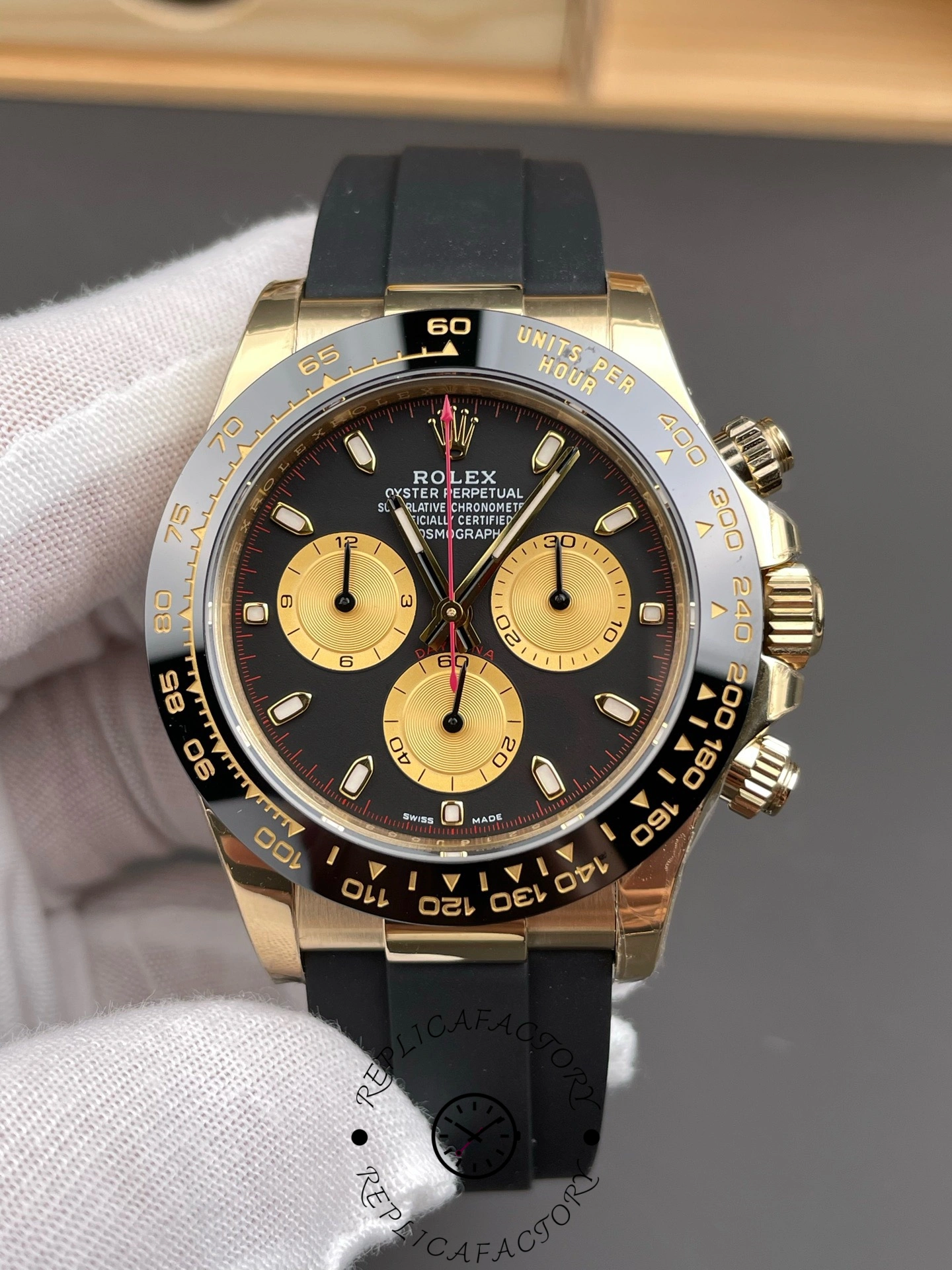Rolex Daytona 116518LN-0039 Black Dial Rubber strap 40mm Mens Replica Watch