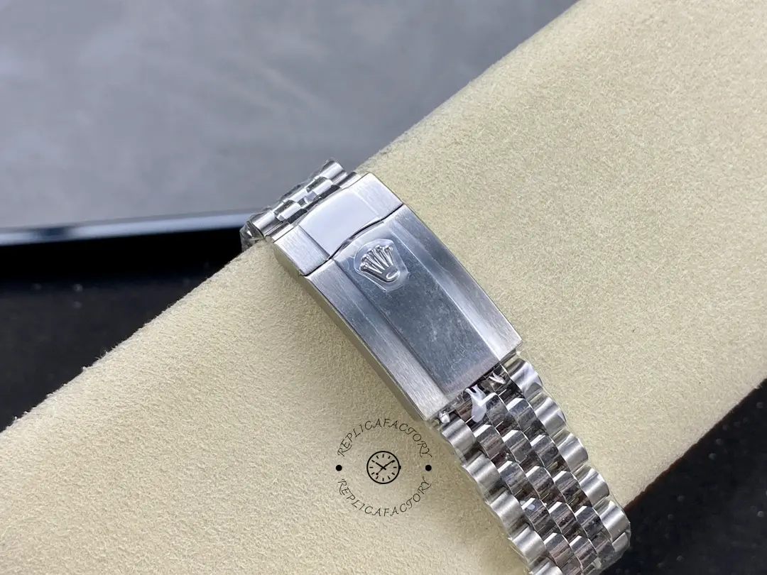 Rolex Datejust 41 Stainless Steel Smooth 126300 0024 Blue Stick Dial