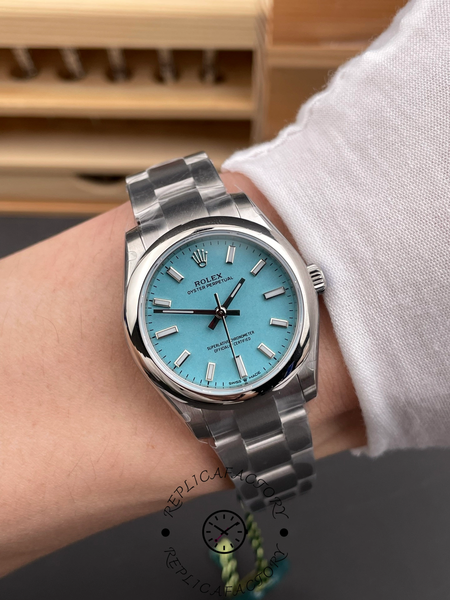 Rolex Oyster Perpetual 31 Turquoise Blue Dial 277200 0007 Women's Watch