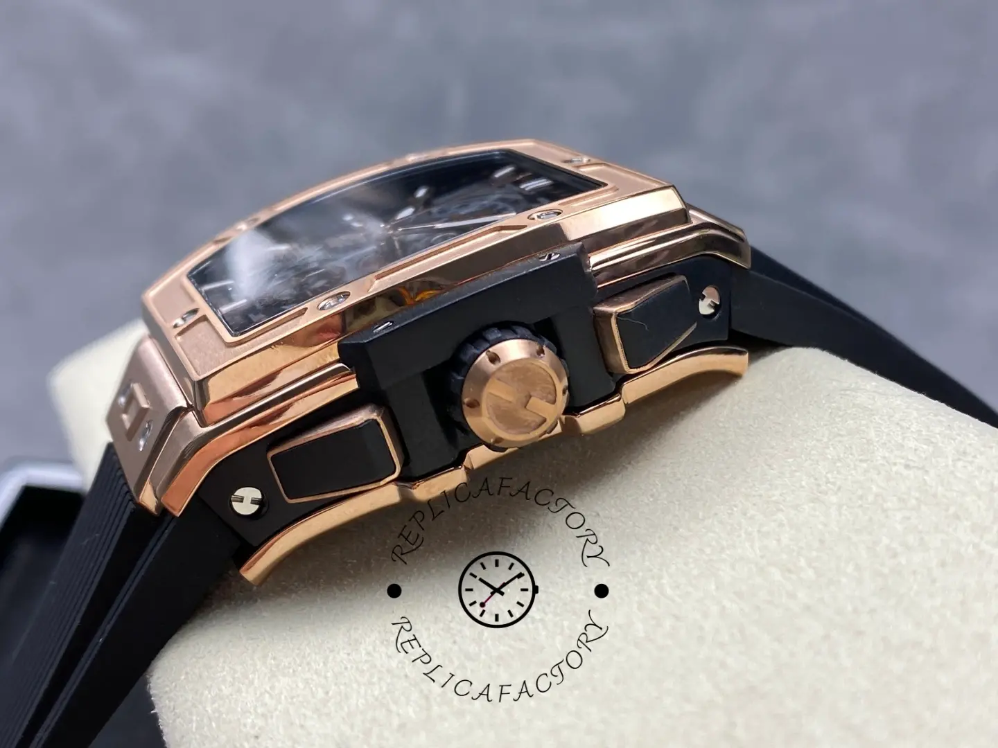 Hublot Spirit of Big Bang King 642.OX.0180.RX 42mm Mens