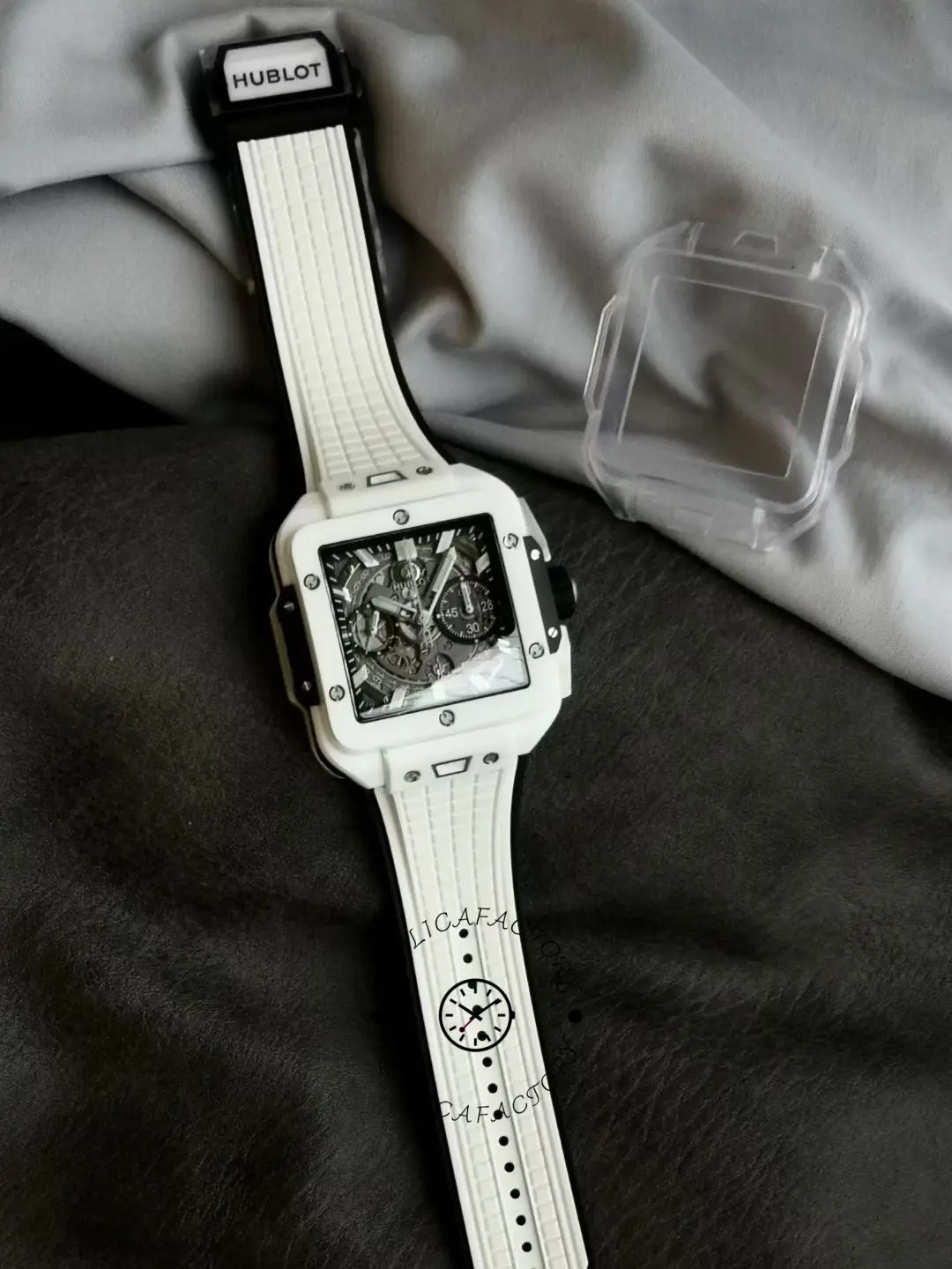 Hublot Spirit of Big Bang 821.HX.0170.RX 42mm Mens