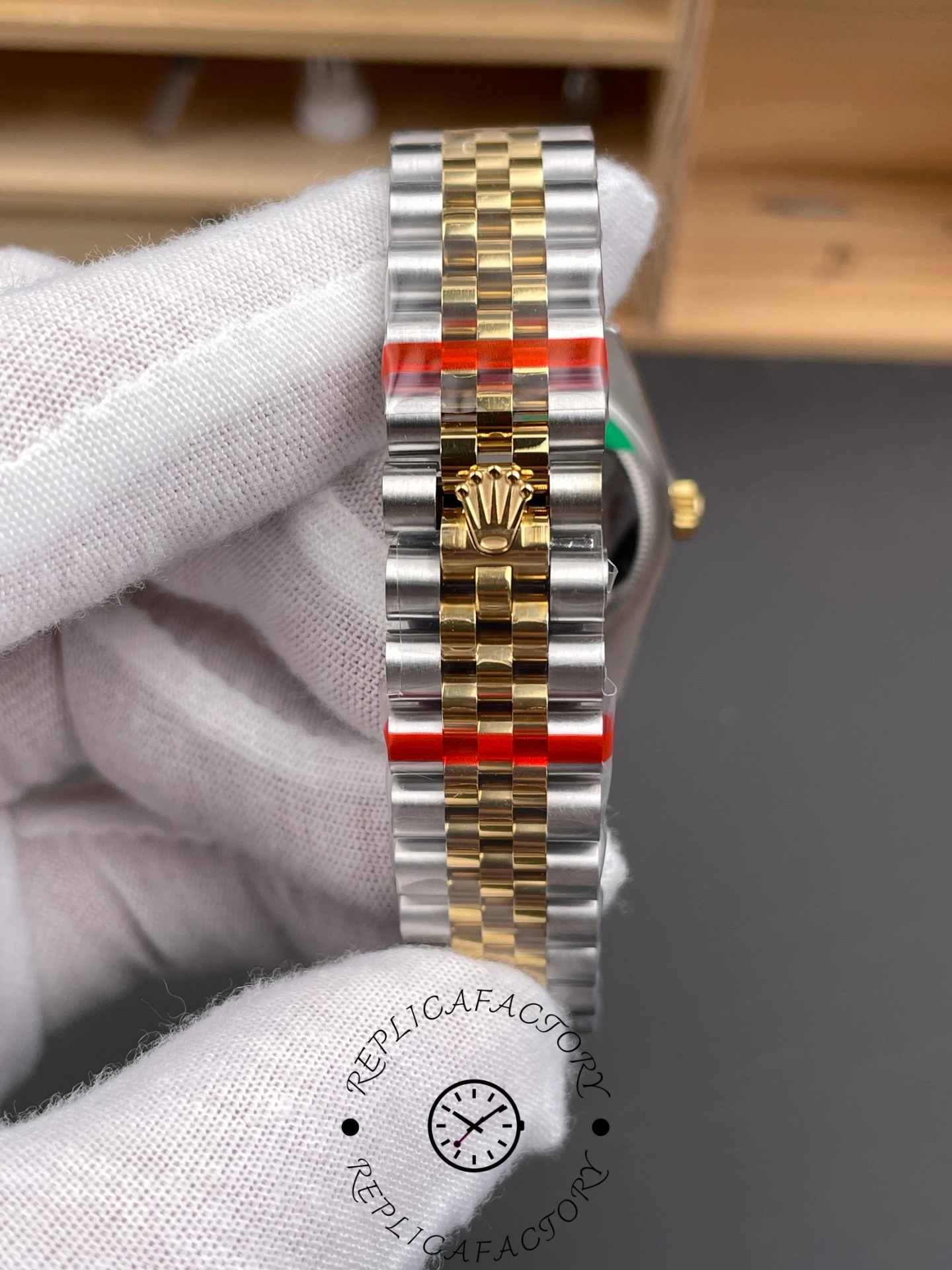 Rolex Datejust 31 Green Dial Jubilee 278383rbr 0030