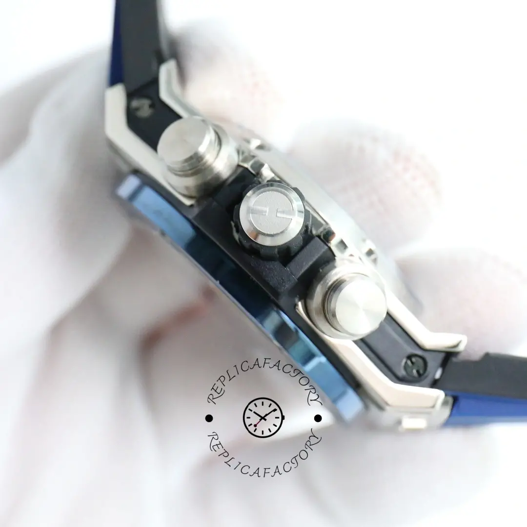 Crown and pushers close-up of Hublot Big Bang 421.NL.5170.RX showing the case side controls.