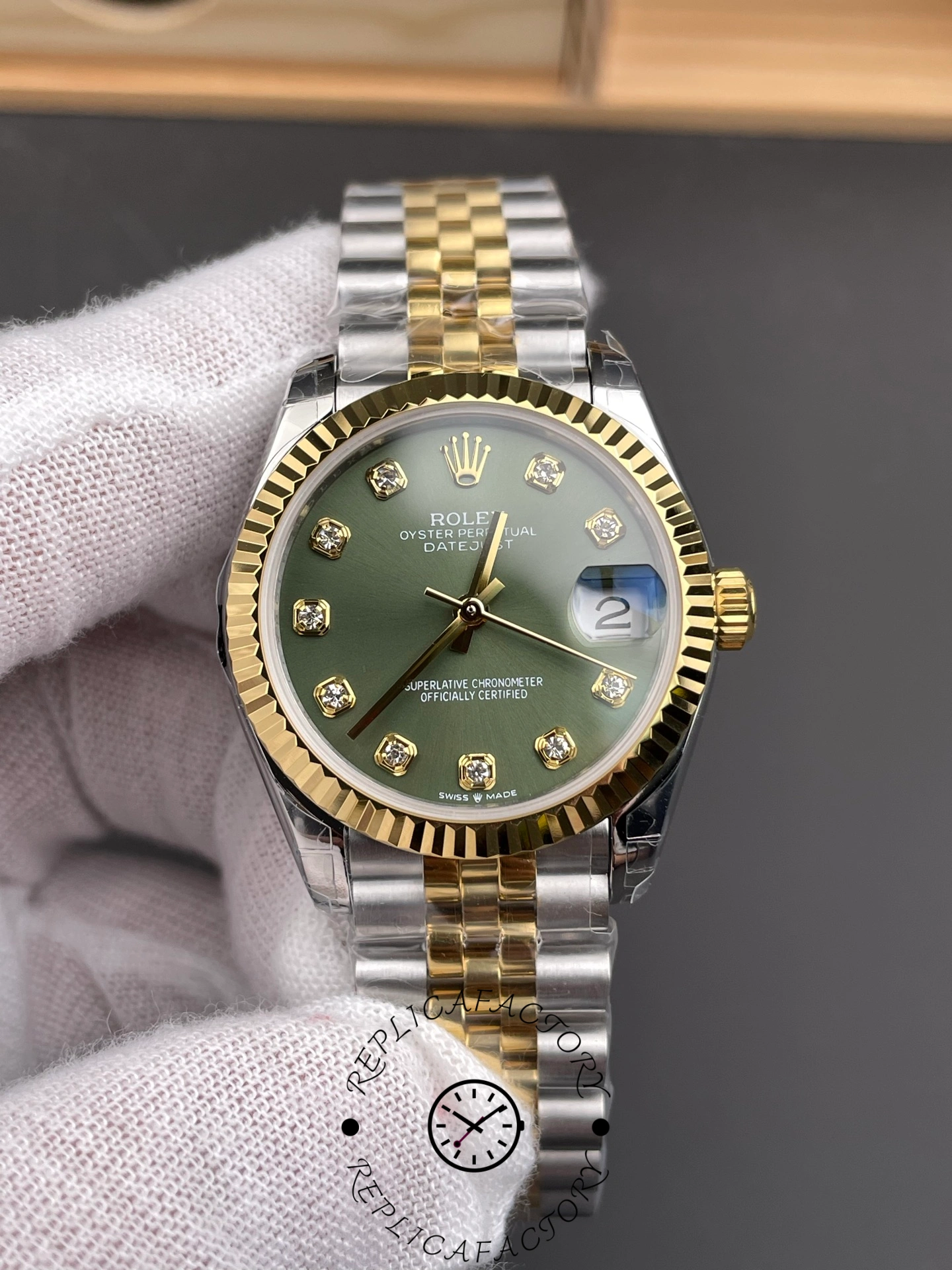 Rolex Datejust 31mm Stainless Steel and Yellow Gold 278273 0030 Green Jubilee
